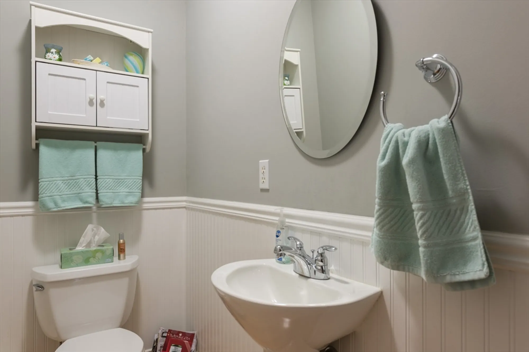 Property Slideshow image 20 of 38 | 9 hathaway pond cir # 9, Rochester, MA, 02770