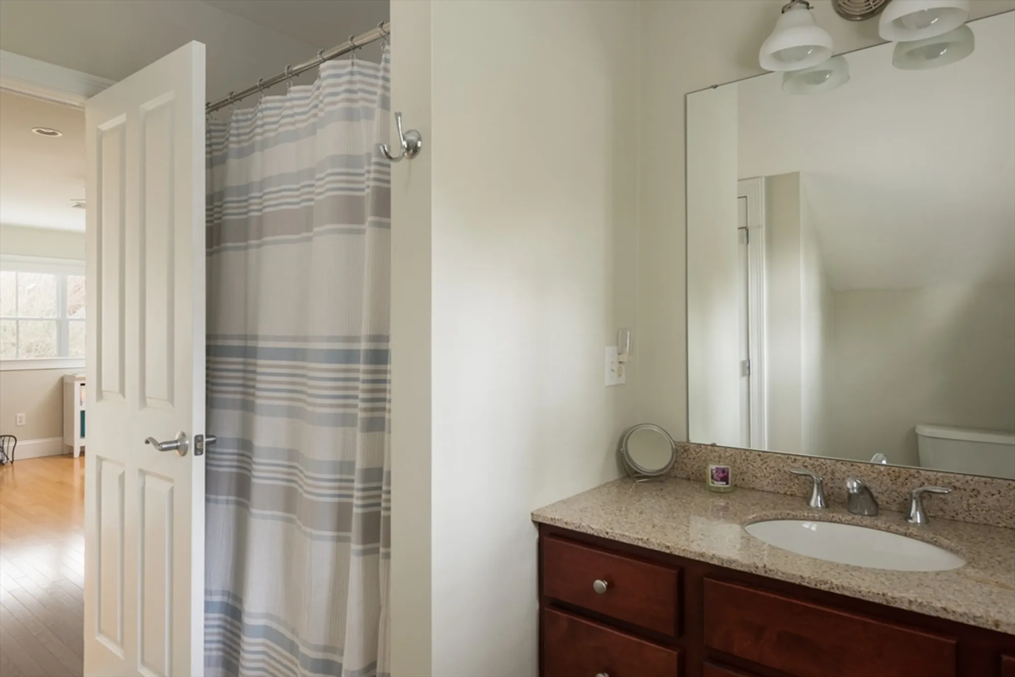 Property Slideshow image 24 of 38 | 9 hathaway pond cir # 9, Rochester, MA, 02770