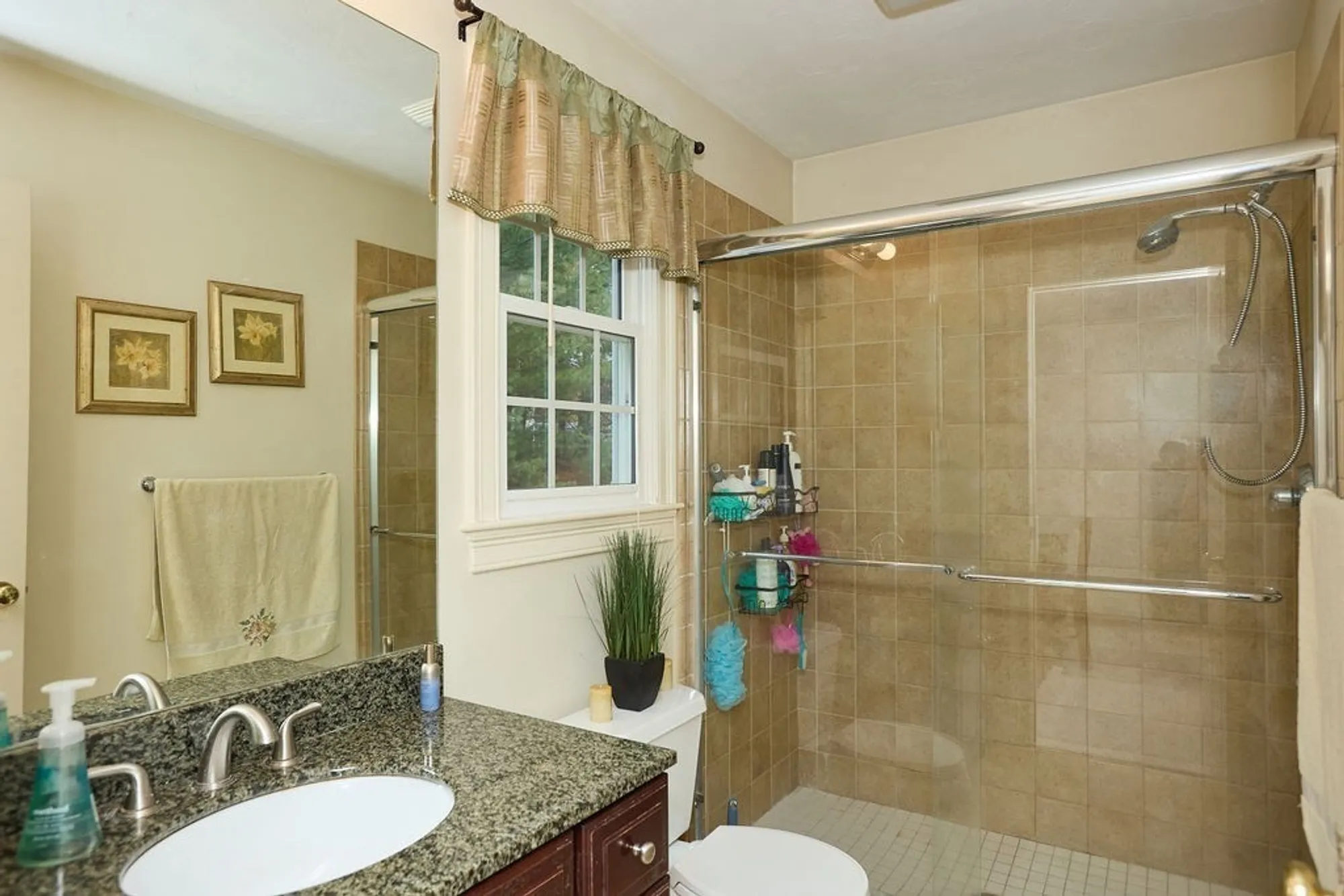 Property Slideshow image 18 of 28 | 29 liberty dr # 29, Pembroke, MA, 02359