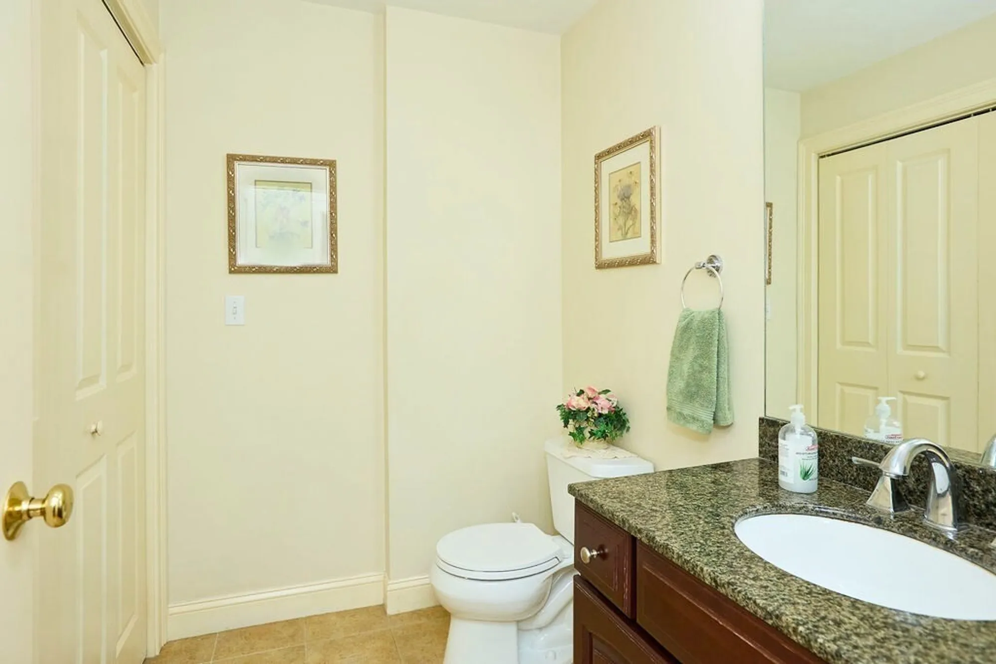 Property Slideshow image 16 of 28 | 29 liberty dr # 29, Pembroke, MA, 02359