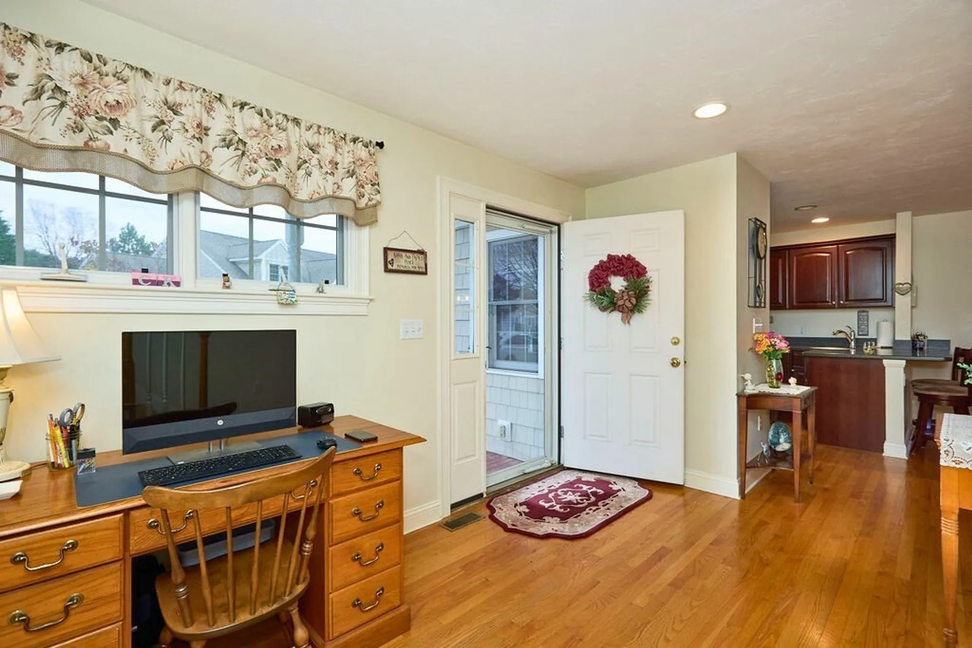 Property Slideshow image 5 of 28 | 29 liberty dr # 29, Pembroke, MA, 02359