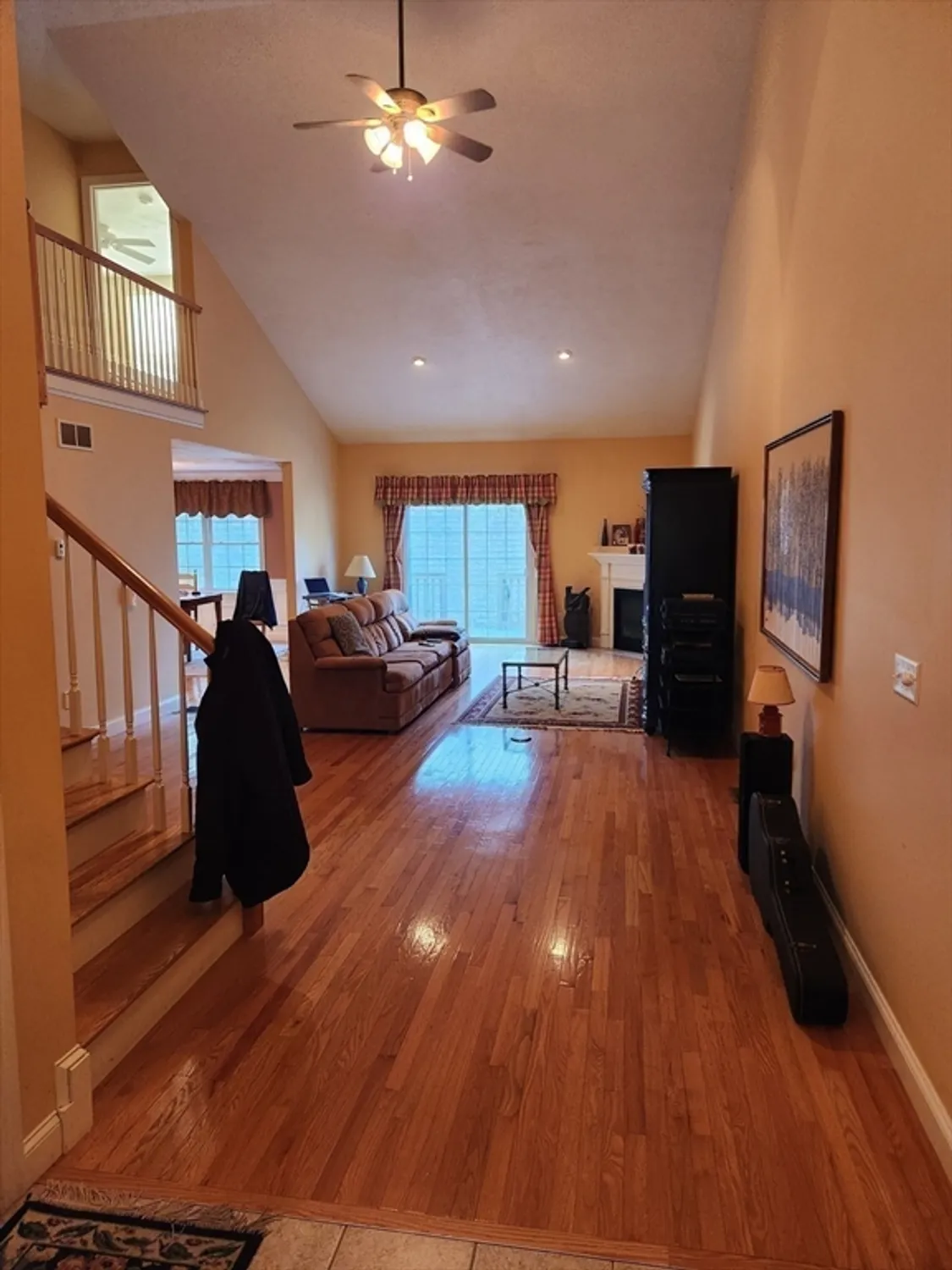 Property Slideshow image 25 of 38 | 23 horne way # 23, Millbury, MA, 01527