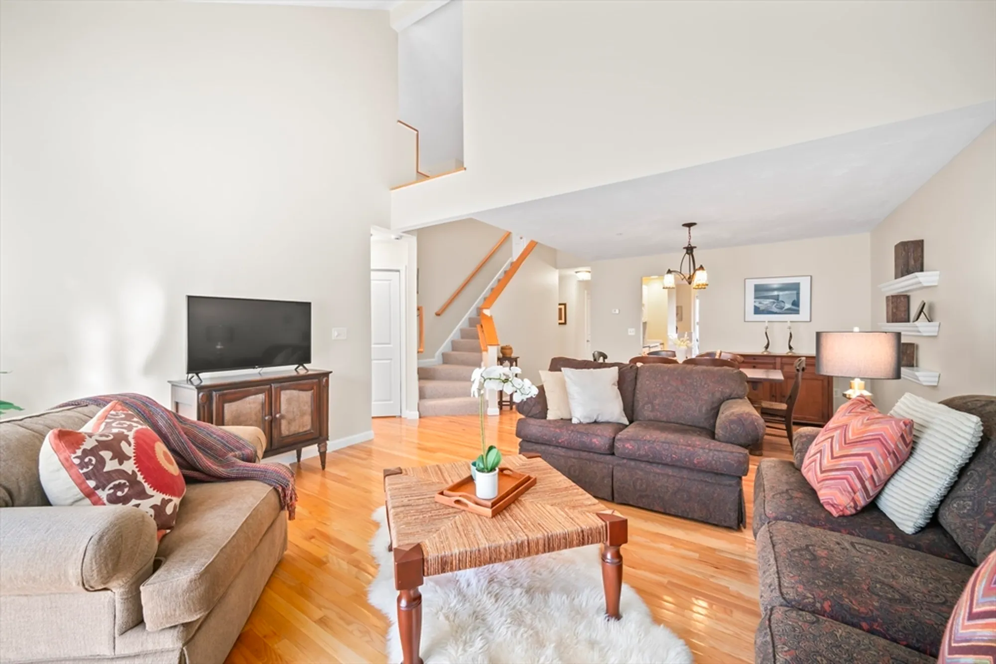 Property Slideshow image 4 of 36 | 11 whispering brook rd # 55, Marlborough, MA, 01752