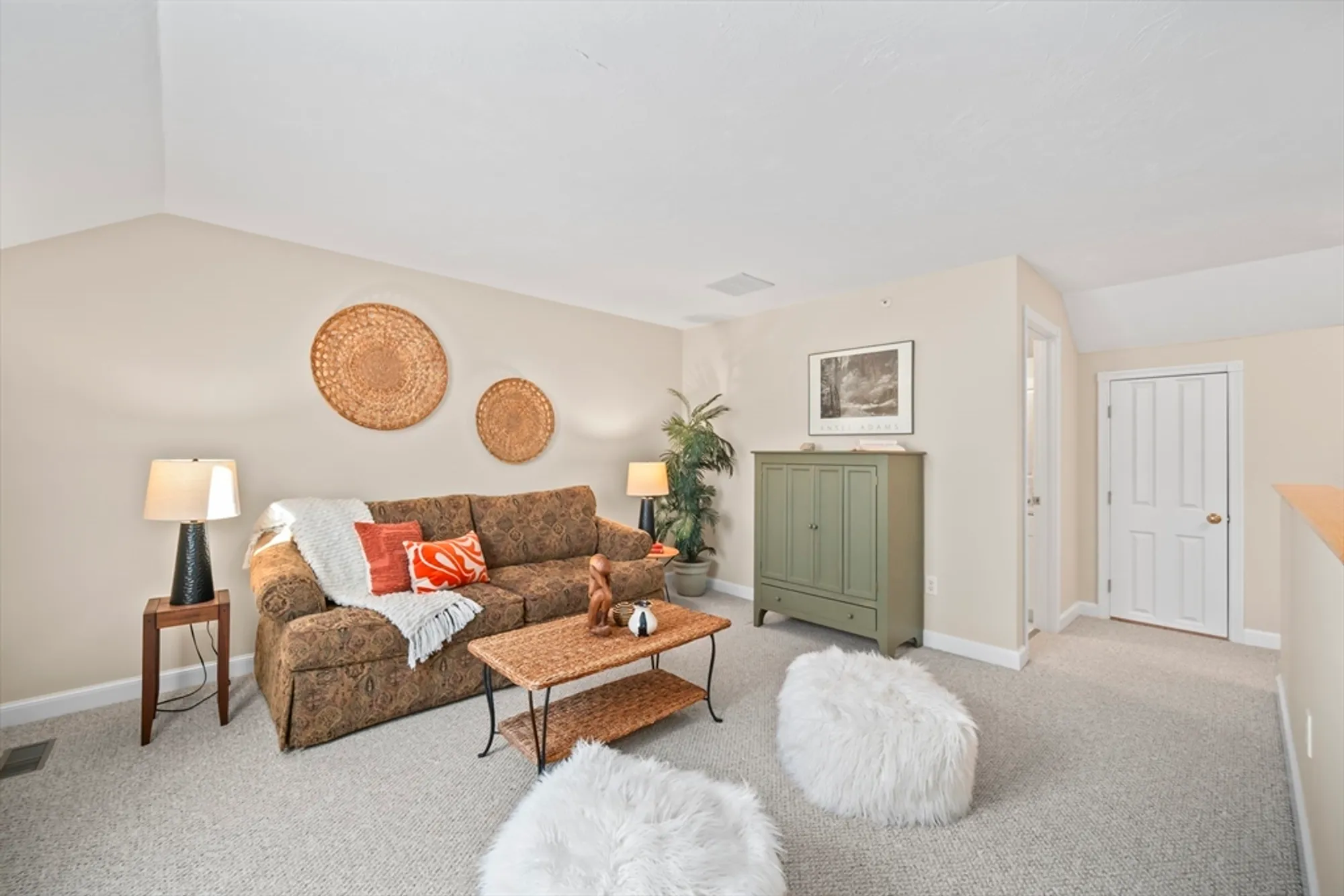 Property Slideshow image 24 of 36 | 11 whispering brook rd # 55, Marlborough, MA, 01752