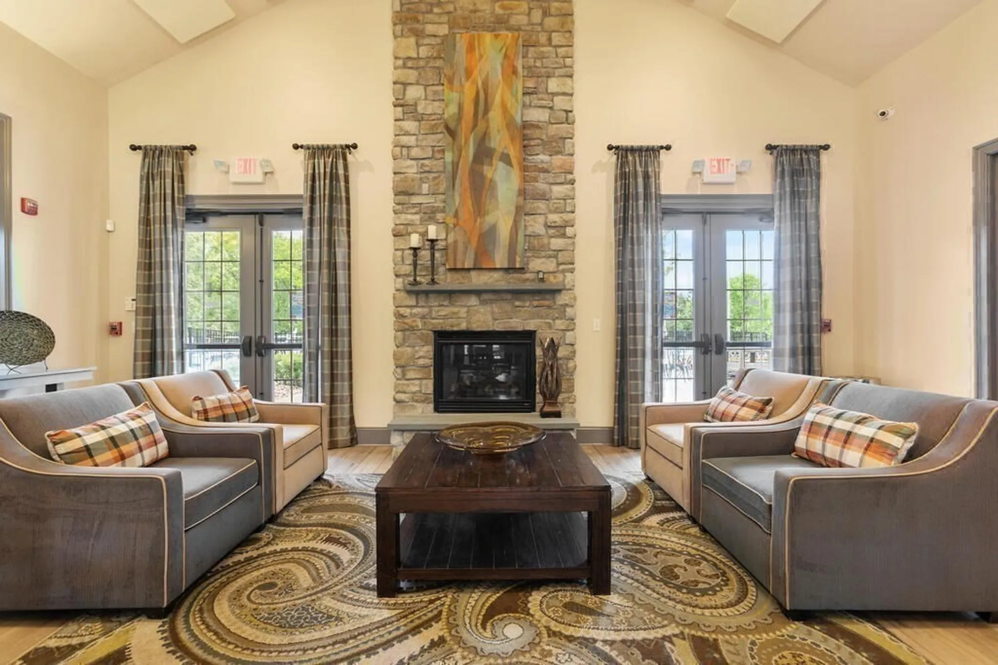 Property Slideshow image 33 of 39 | 46 hopkins cir # 46, Methuen, MA, 01844