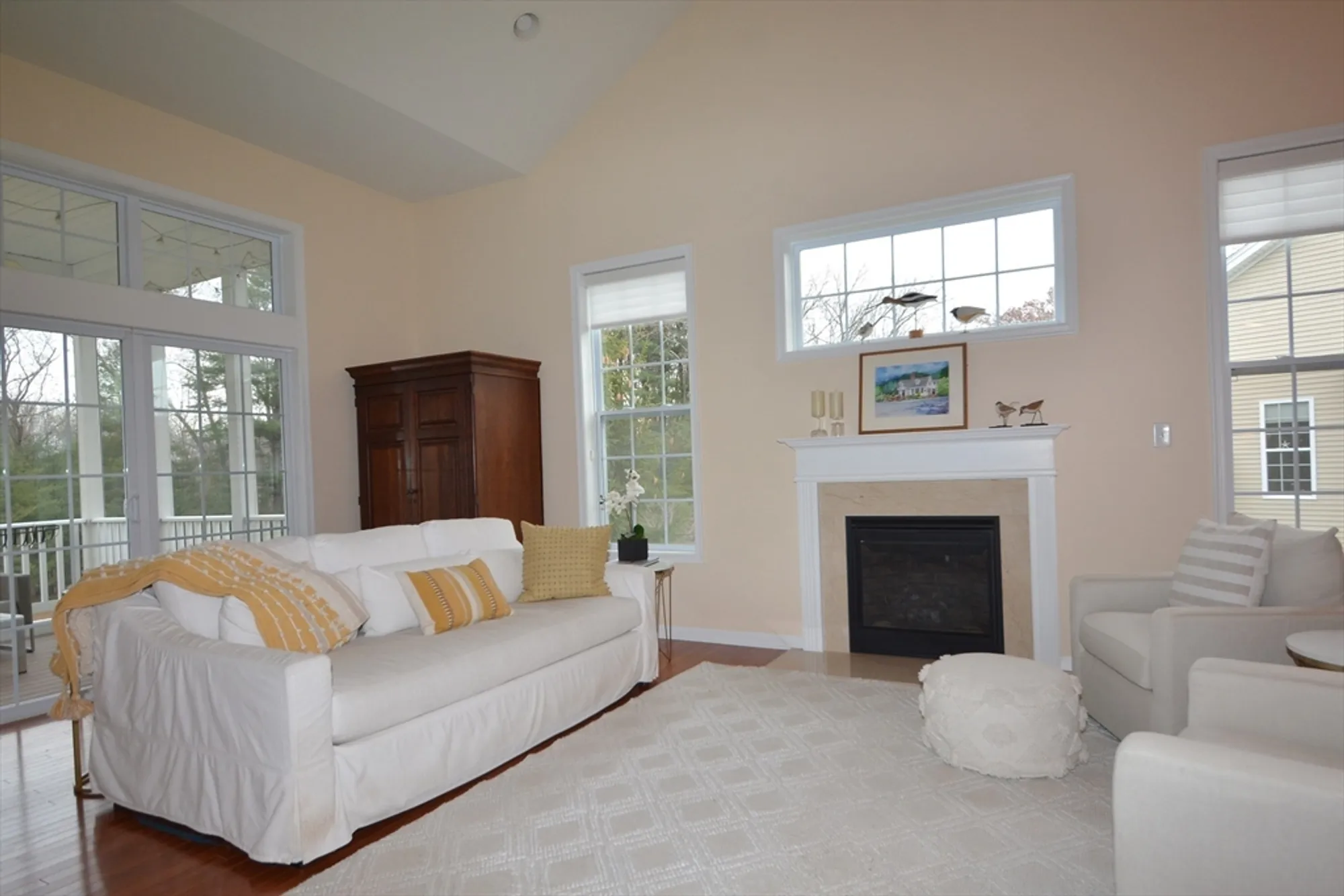 Property Slideshow image 8 of 39 | 46 hopkins cir # 46, Methuen, MA, 01844