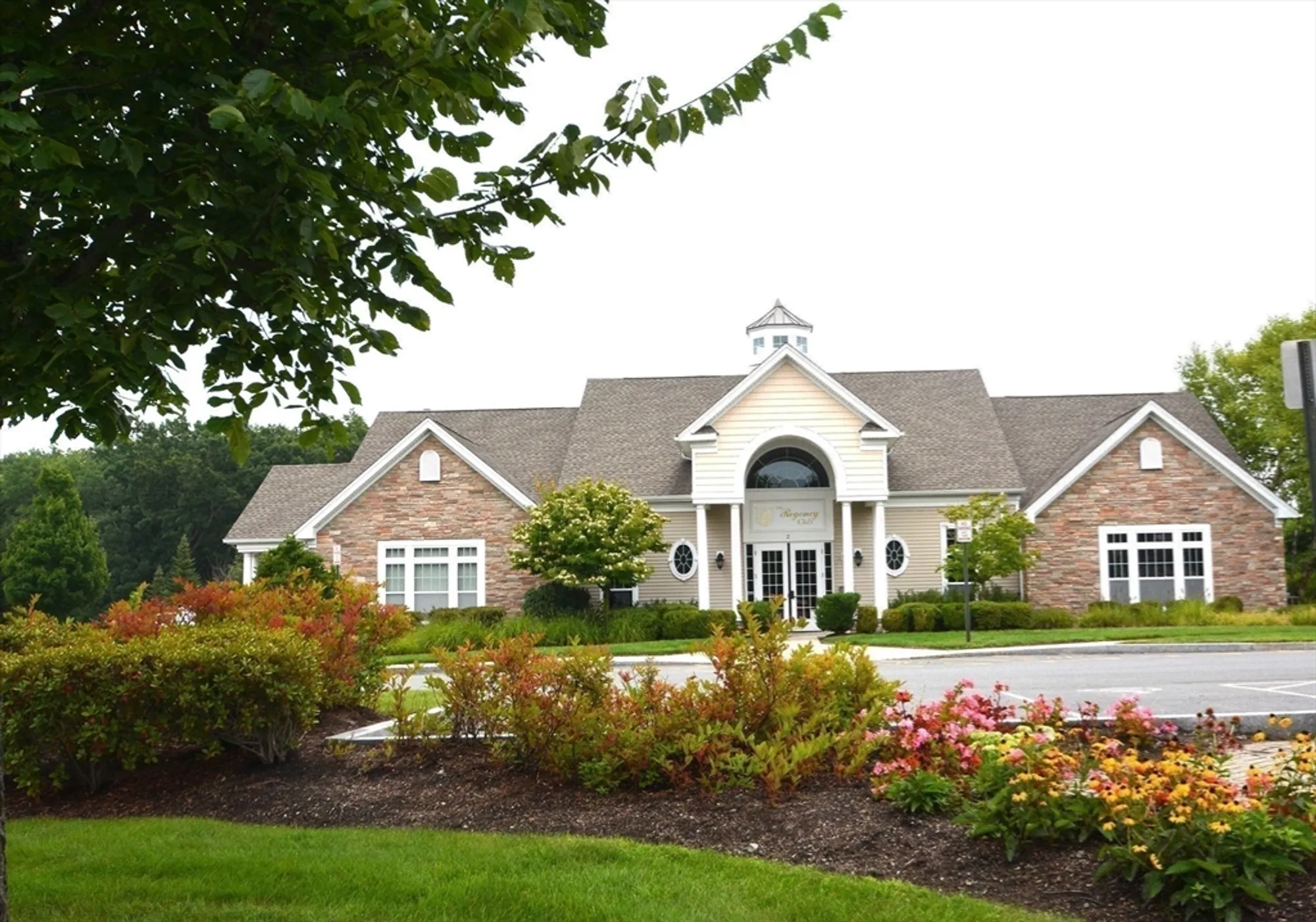 Property Slideshow image 30 of 39 | 46 hopkins cir # 46, Methuen, MA, 01844