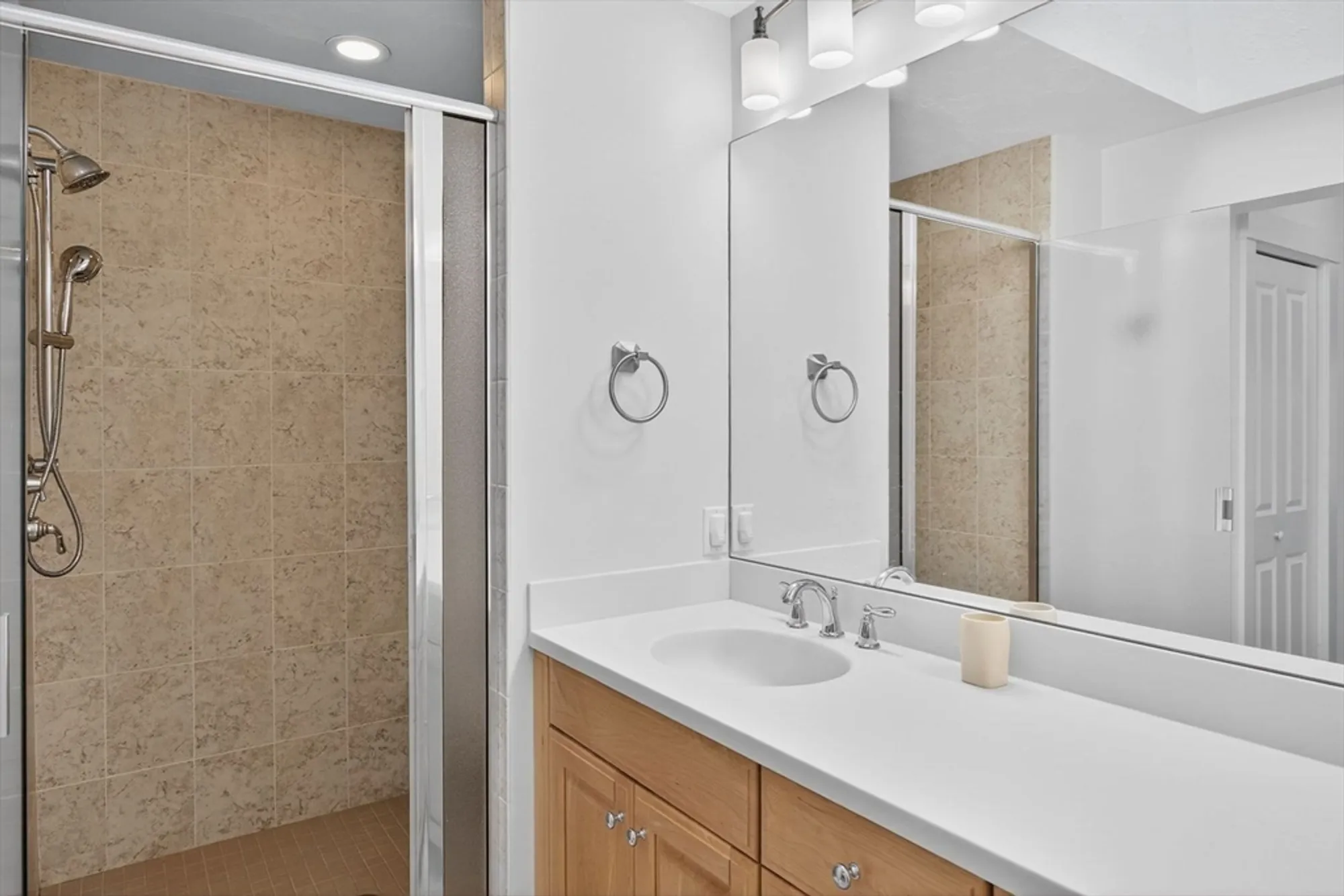 Property Slideshow image 33 of 40 | 16 rebeccas lndg # 16, Plymouth, MA, 02360