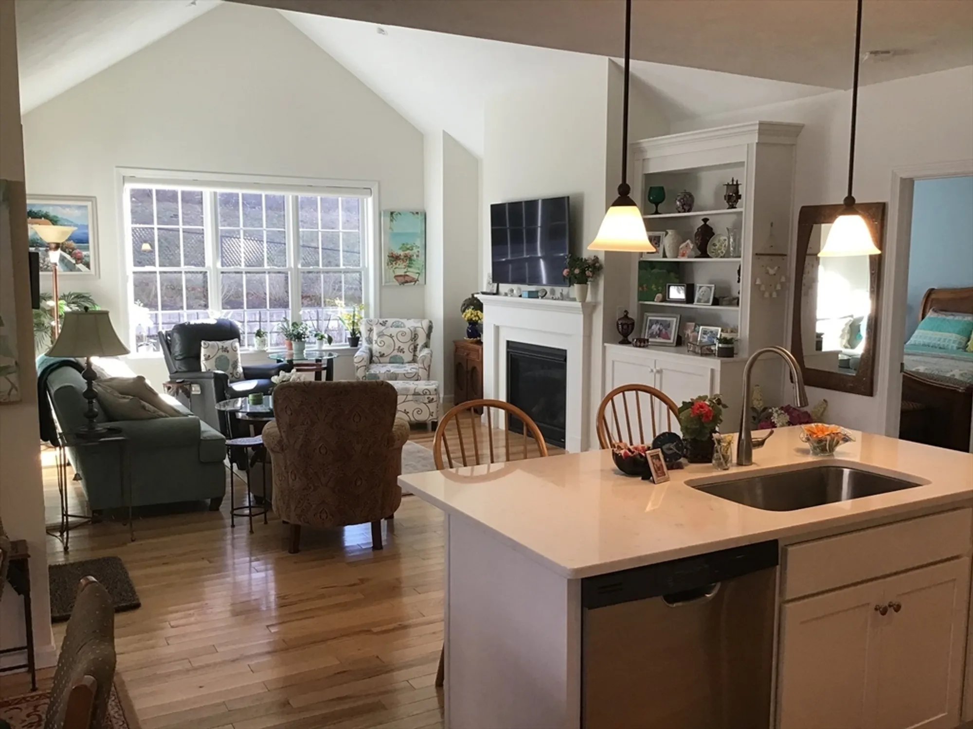 Property Slideshow image 16 of 42 | 51 mariners way # 51, Plymouth, MA, 02360