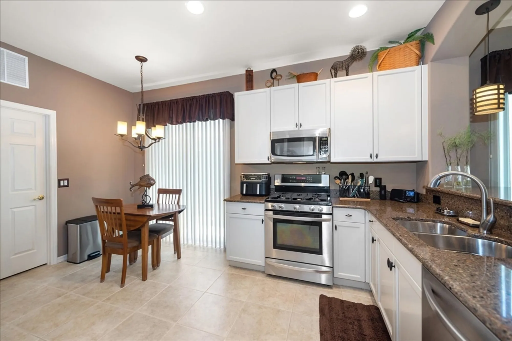 Property Slideshow image 11 of 40 | 9327 trieste dr, Fort Myers, FL, 33913