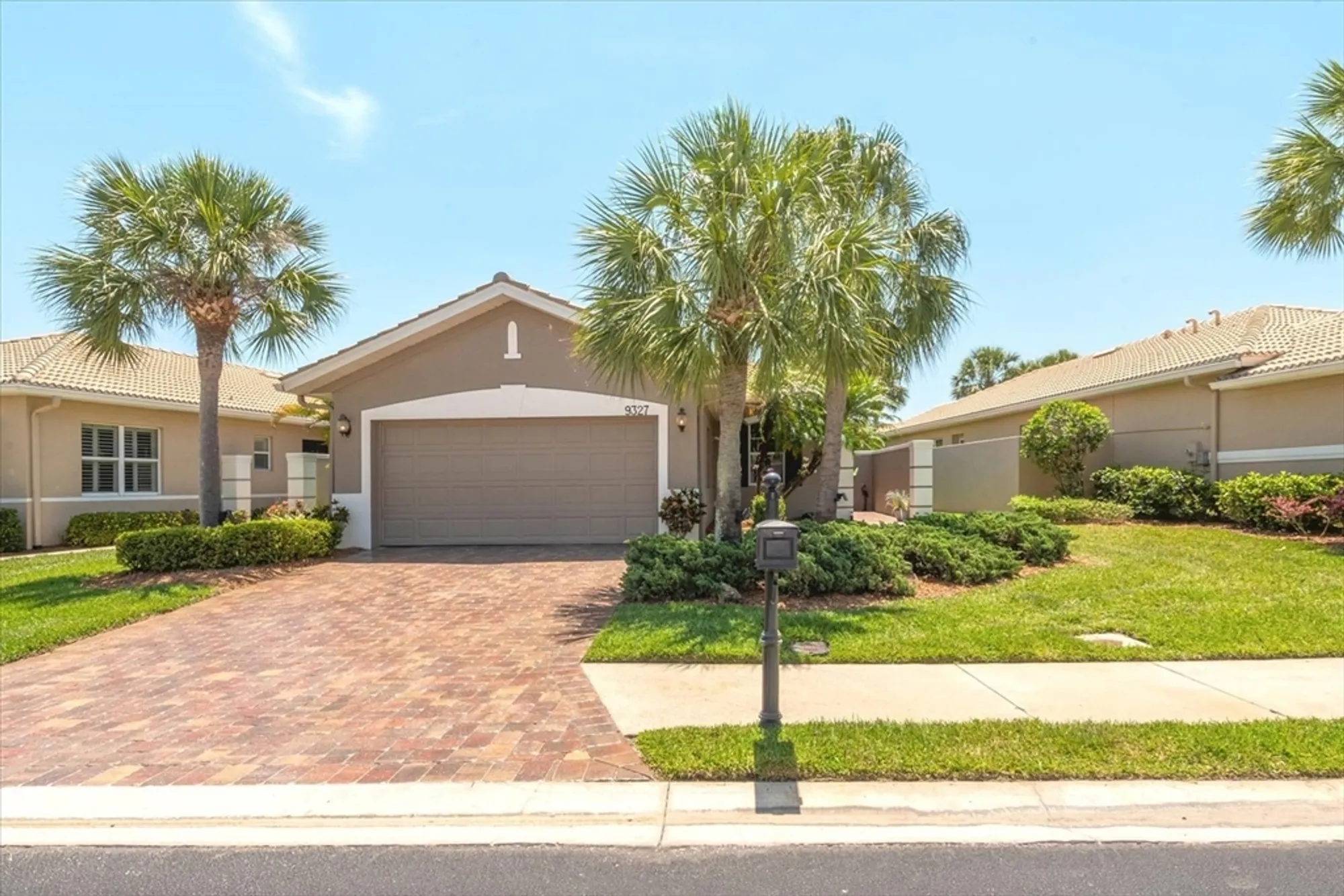 Property Slideshow image 4 of 40 | 9327 trieste dr, Fort Myers, FL, 33913