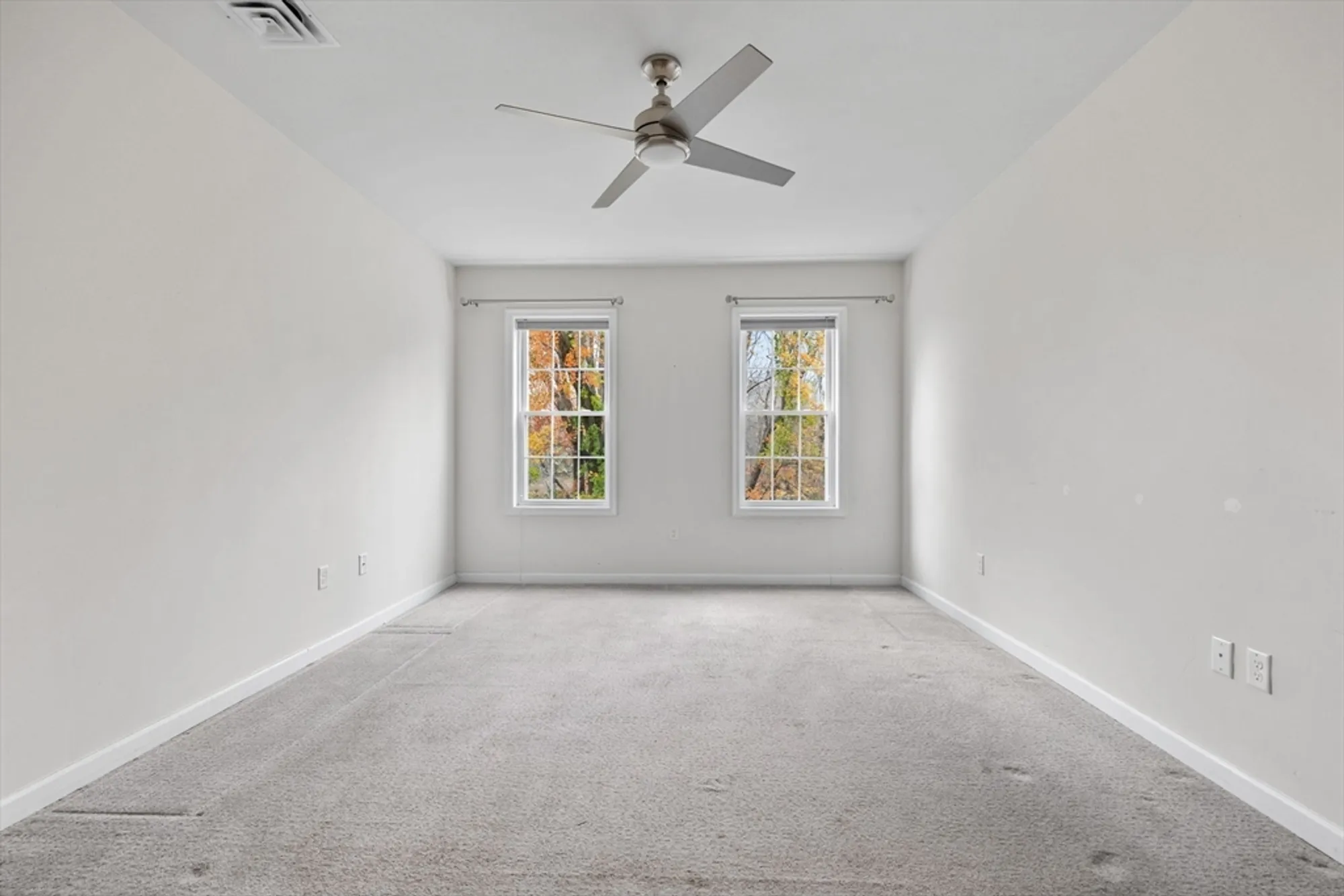 Property Slideshow image 17 of 28 | 130 trotter rd 1211, Weymouth, MA, 02190
