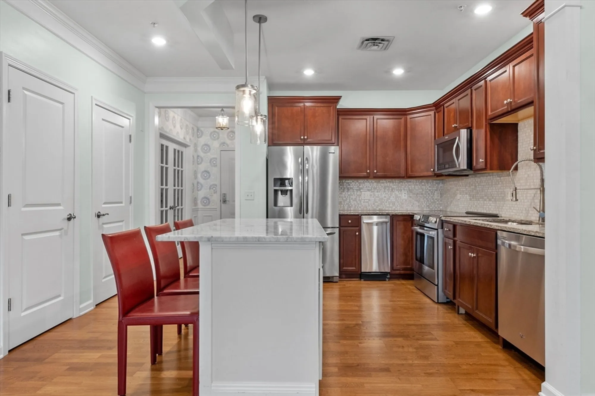 Property Slideshow image 5 of 28 | 130 trotter rd 1211, Weymouth, MA, 02190