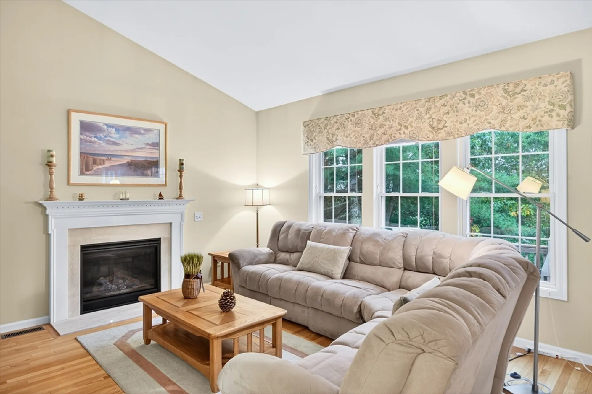 Property Slideshow image 10 of 41 | 16 picket fence, Plymouth, MA, 02360