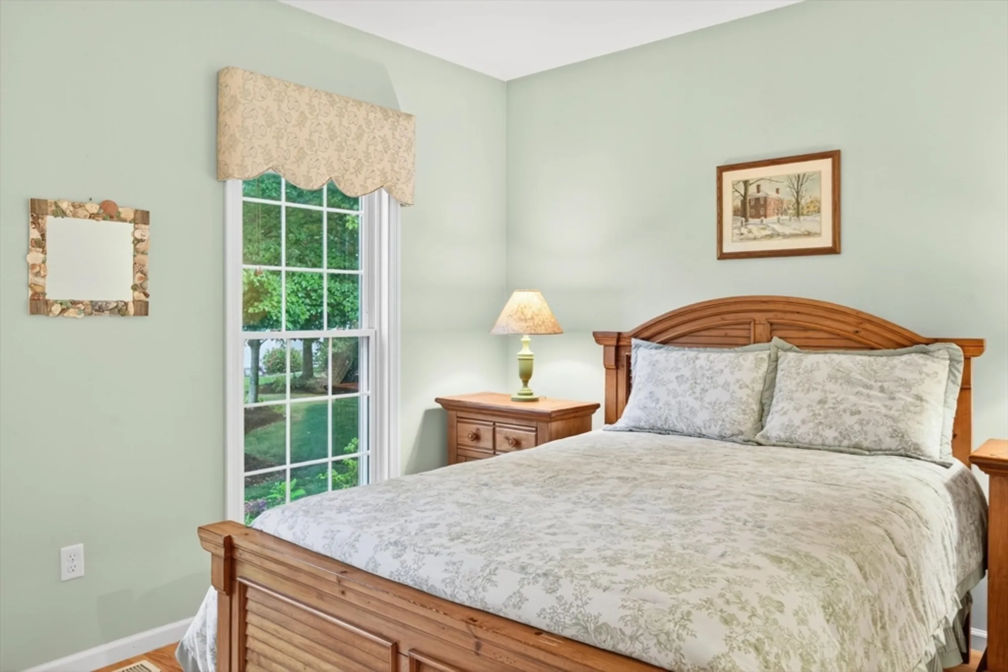 Property Slideshow image 19 of 41 | 16 picket fence, Plymouth, MA, 02360
