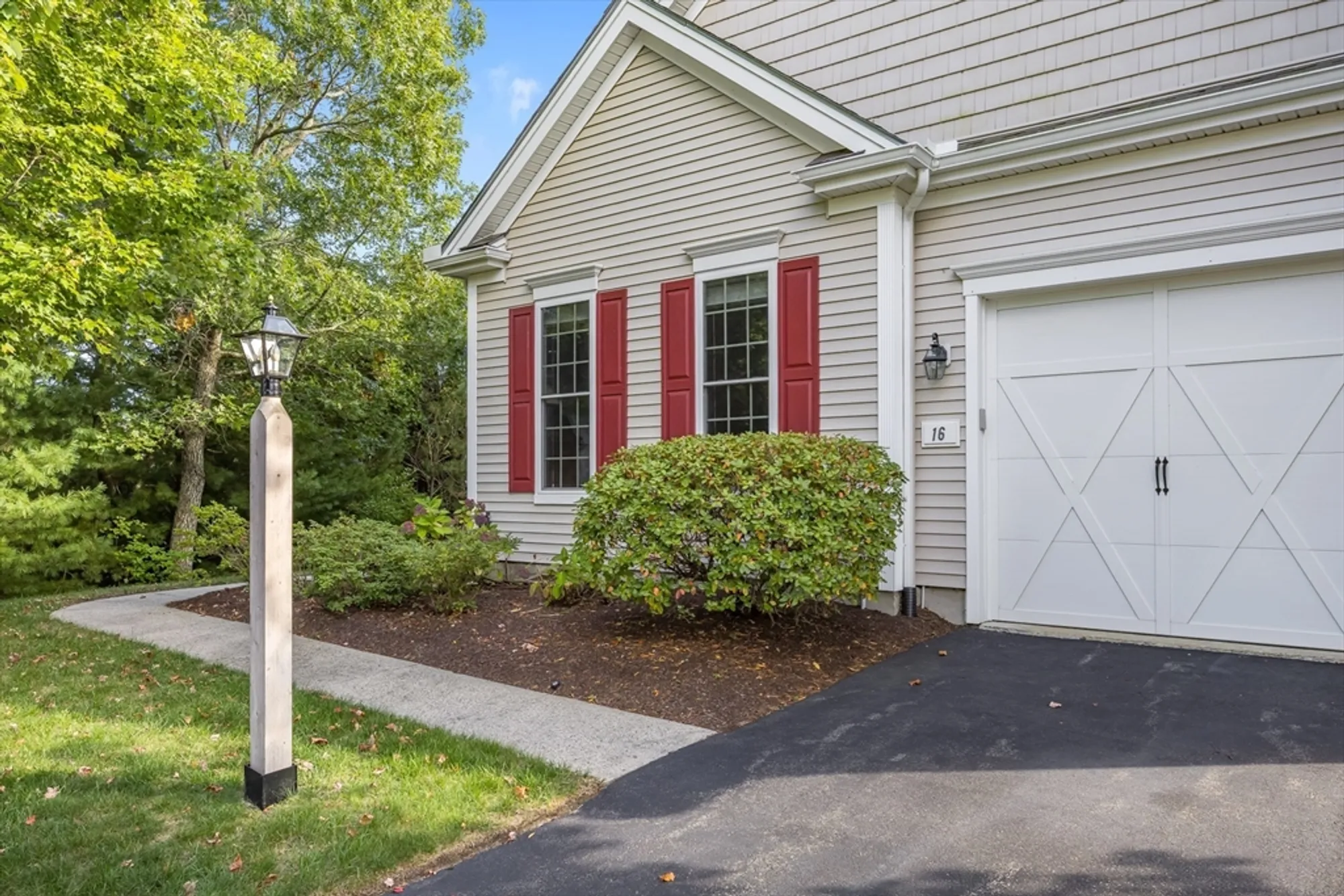Property Slideshow image 25 of 41 | 16 picket fence, Plymouth, MA, 02360