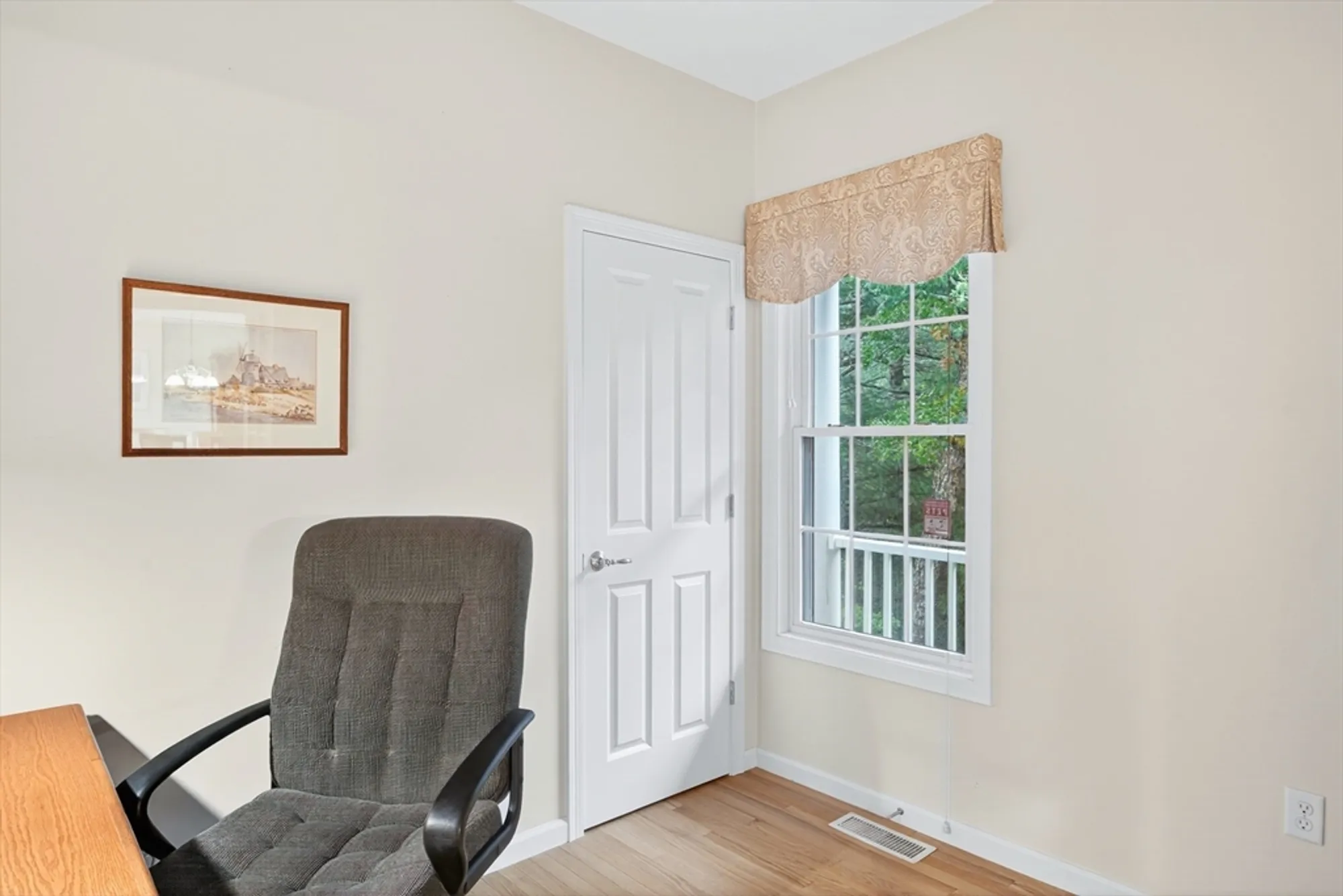 Property Slideshow image 21 of 41 | 16 picket fence, Plymouth, MA, 02360