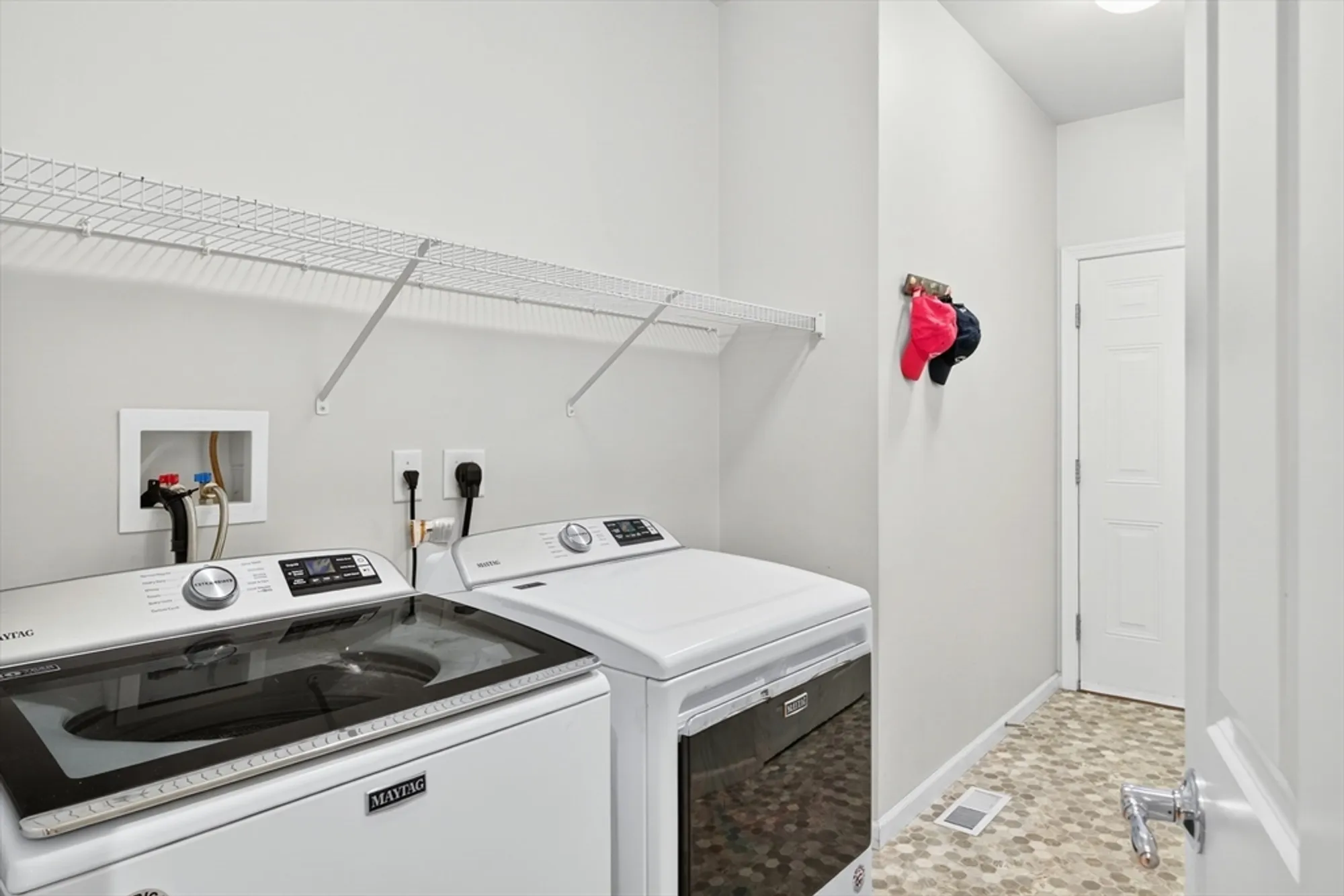 Property Slideshow image 23 of 41 | 16 picket fence, Plymouth, MA, 02360