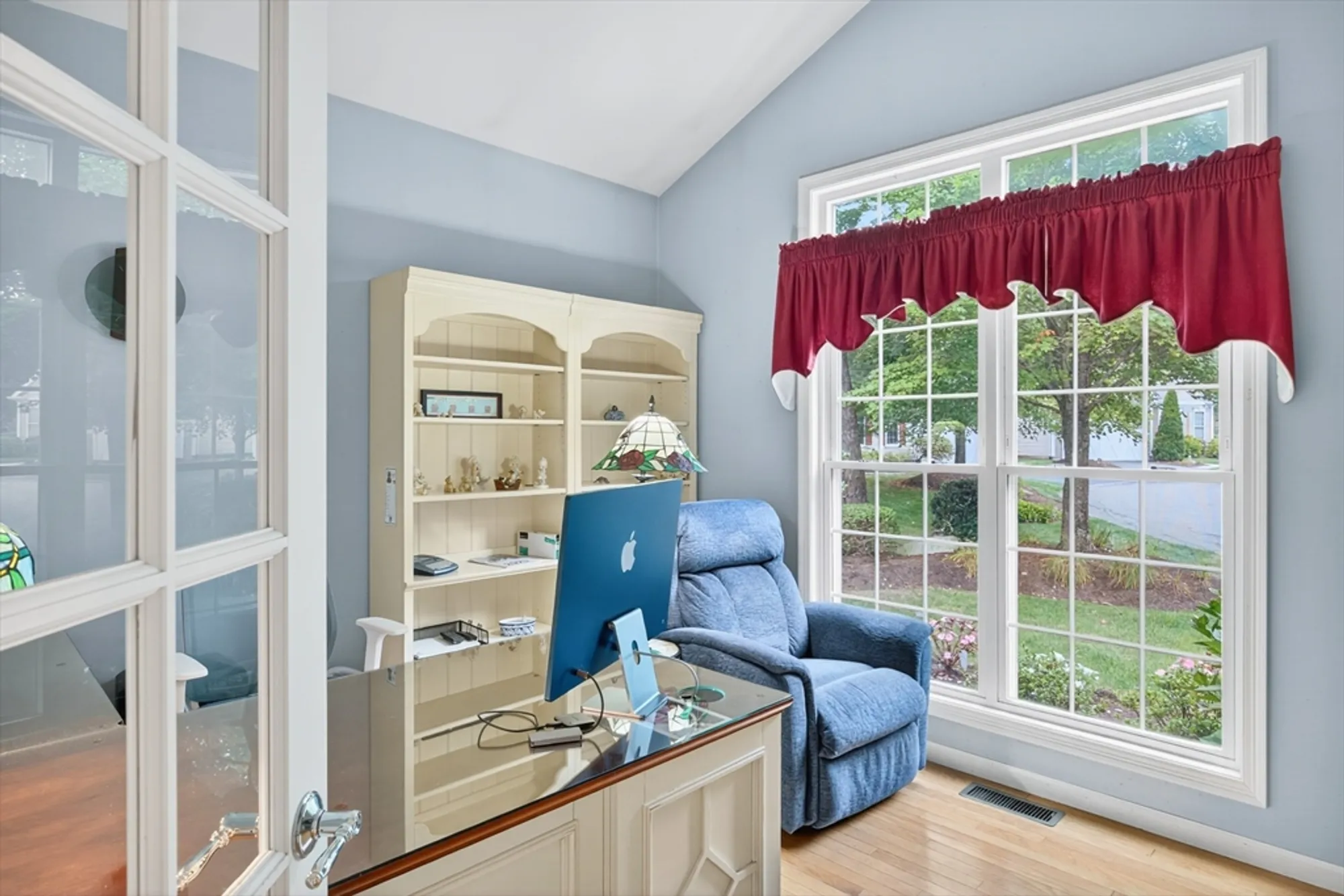 Property Slideshow image 21 of 40 | 14 picket fence, Plymouth, MA, 02360