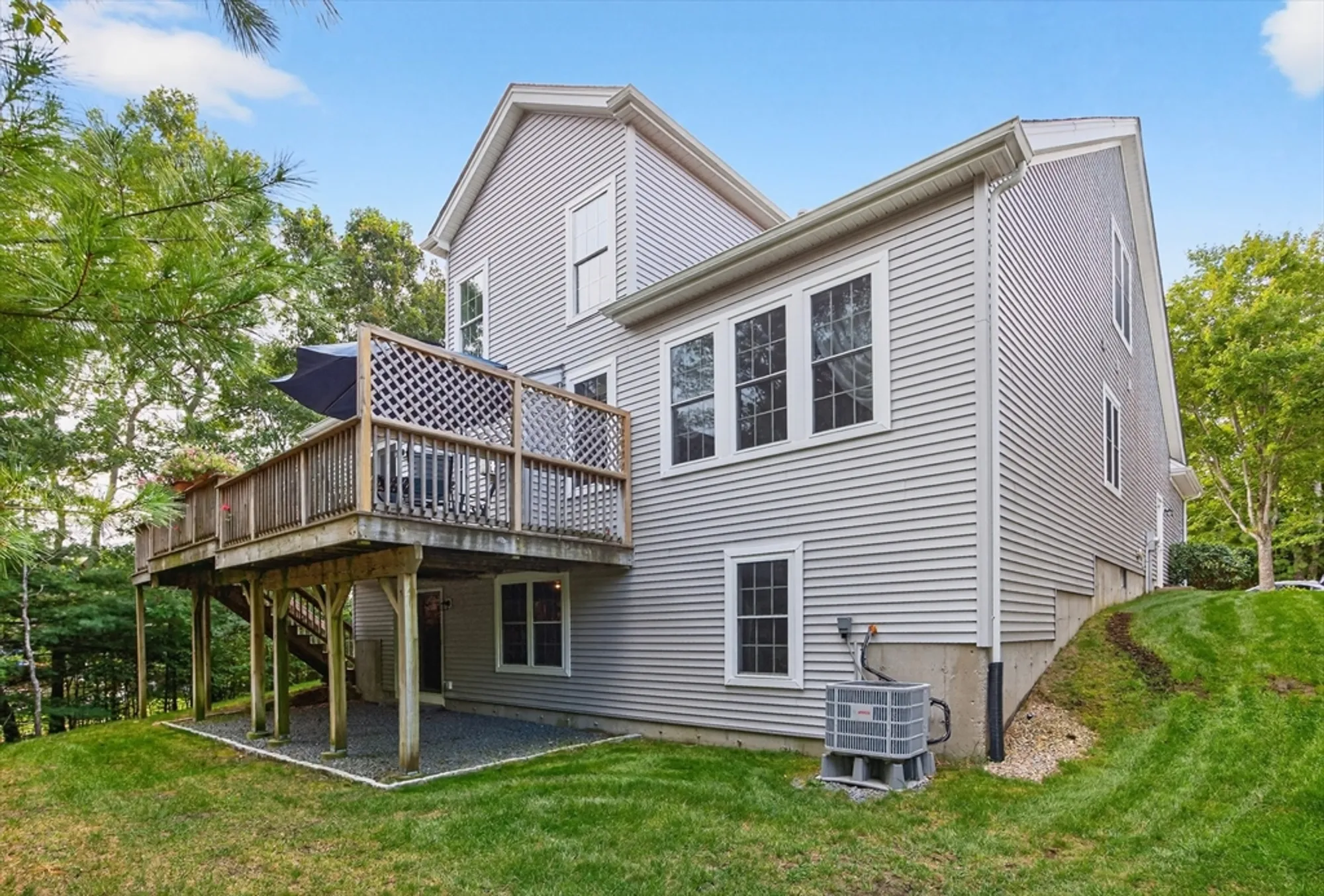 Property Slideshow image 34 of 40 | 14 picket fence, Plymouth, MA, 02360