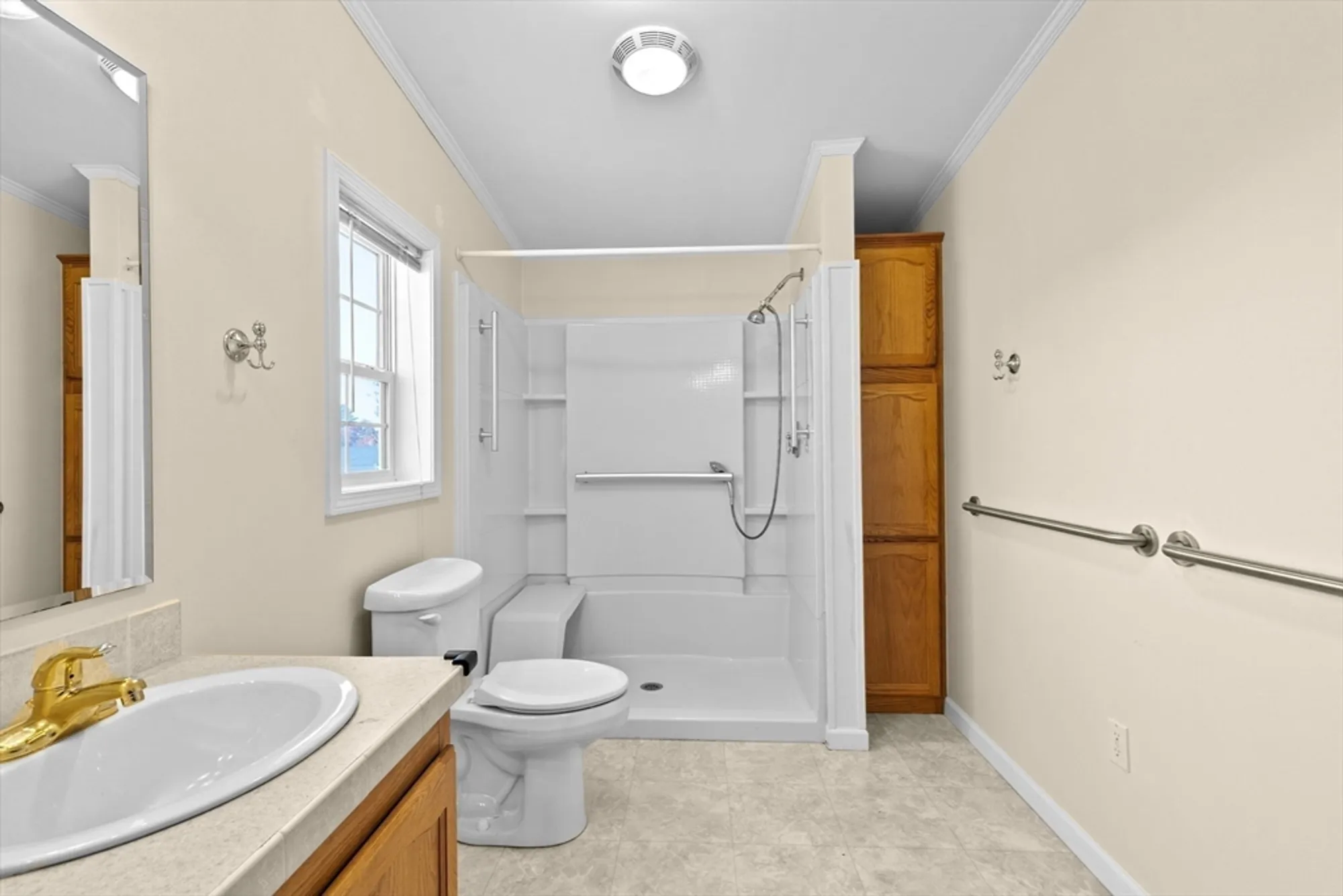 Property Slideshow image 23 of 40 | 2602 pheasant ln, Middleboro, MA, 02346