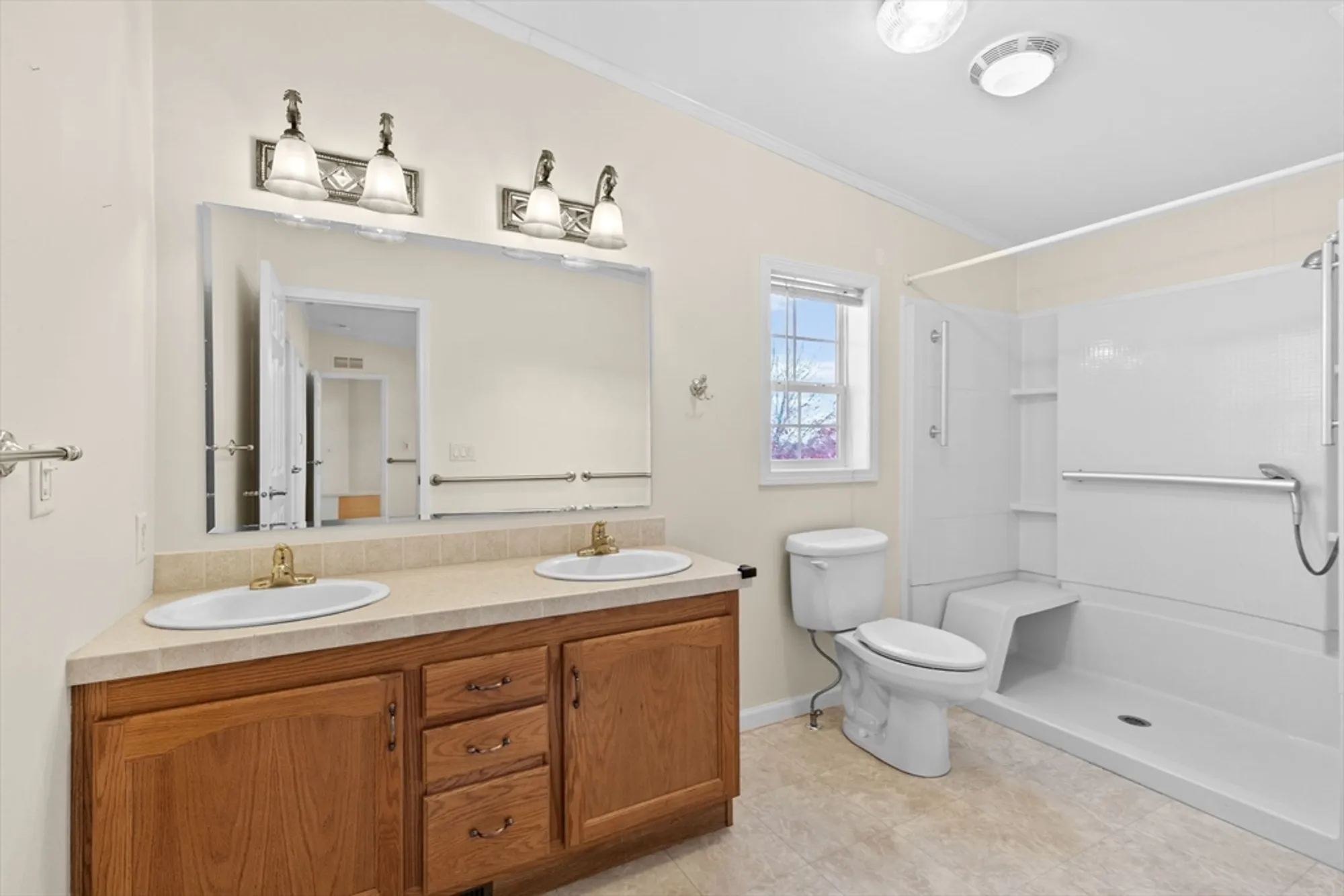 Property Slideshow image 22 of 40 | 2602 pheasant ln, Middleboro, MA, 02346