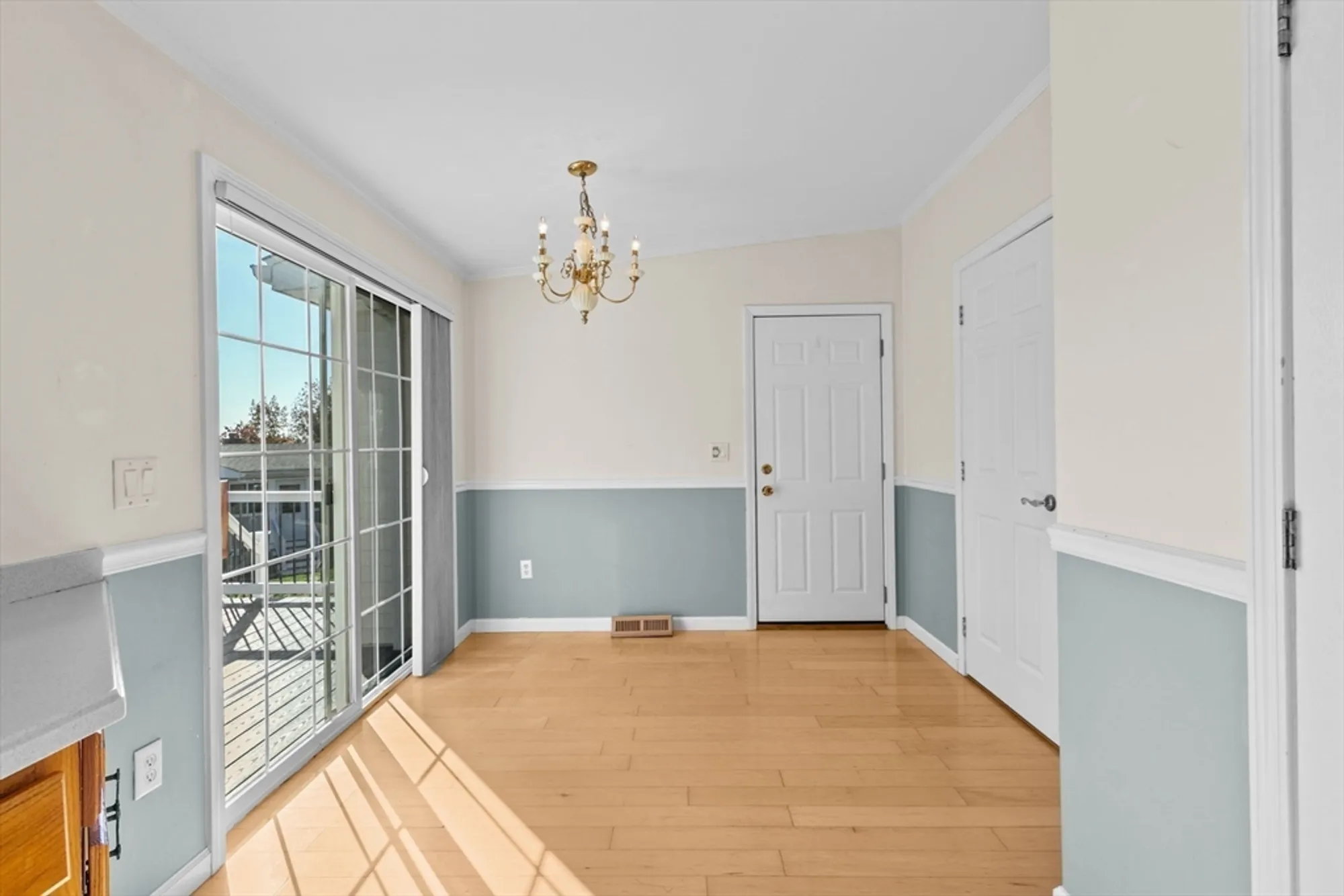 Property Slideshow image 9 of 40 | 2602 pheasant ln, Middleboro, MA, 02346