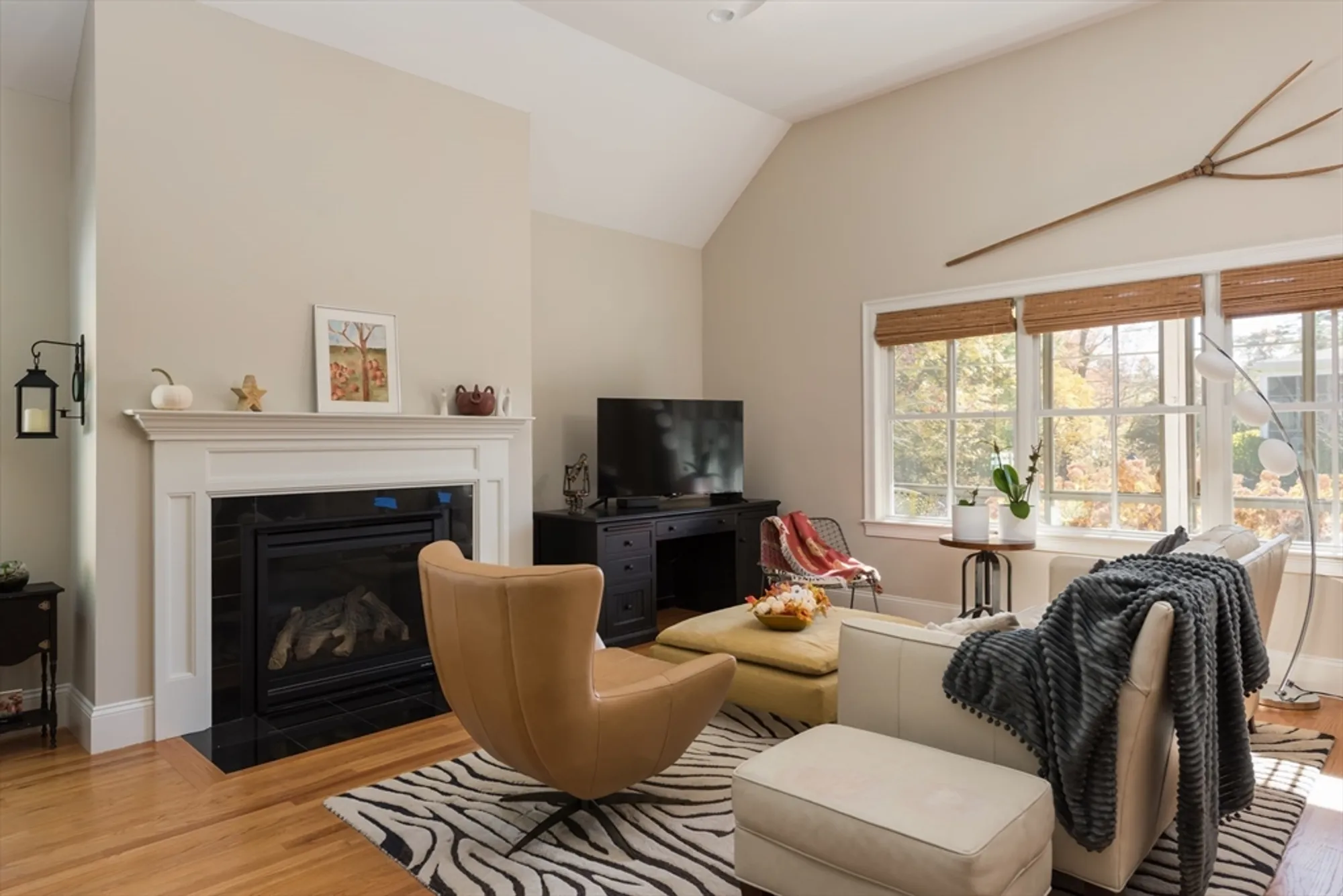 Property Slideshow image 12 of 42 | 57 hathaway pond cir # 57, Rochester, MA, 02770