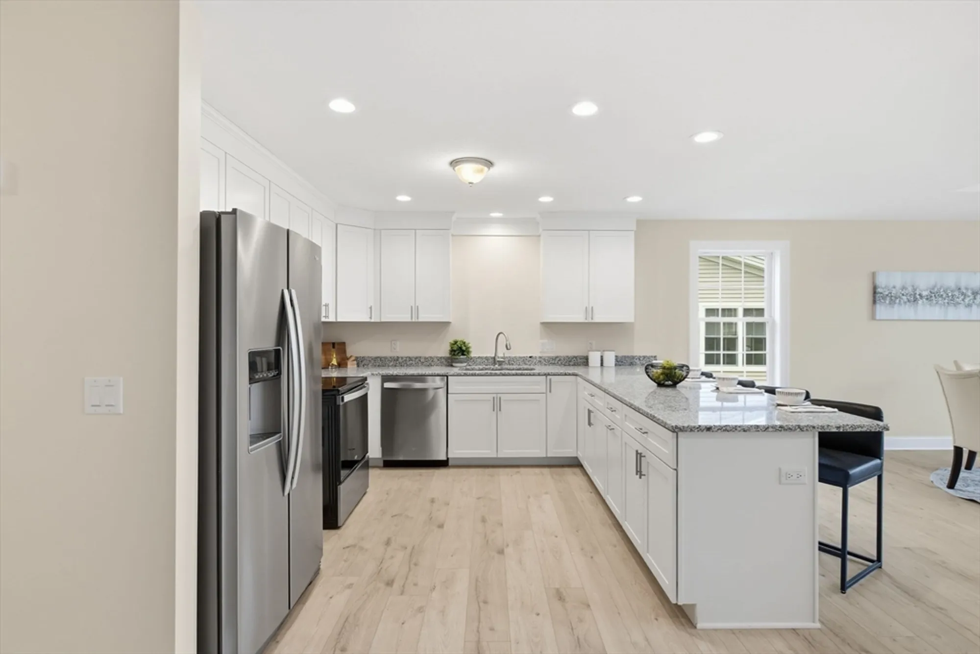 Property Slideshow image 13 of 42 | 32 lodge ln # 32, Wilbraham, MA, 01095