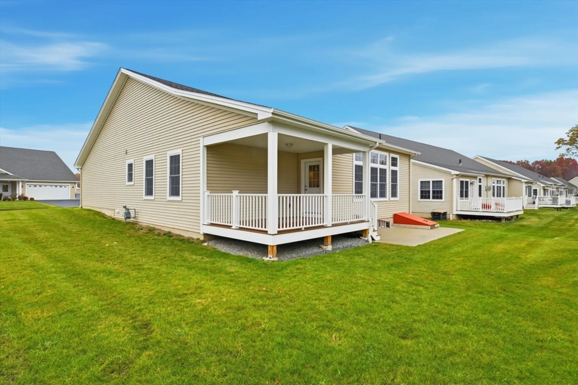 Property Slideshow image 34 of 42 | 32 lodge ln # 32, Wilbraham, MA, 01095