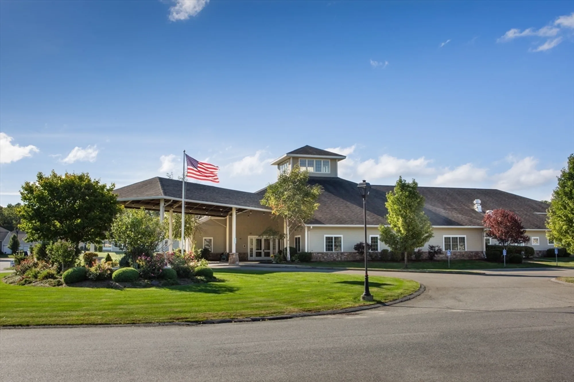 Property Slideshow image 38 of 42 | 32 lodge ln # 32, Wilbraham, MA, 01095