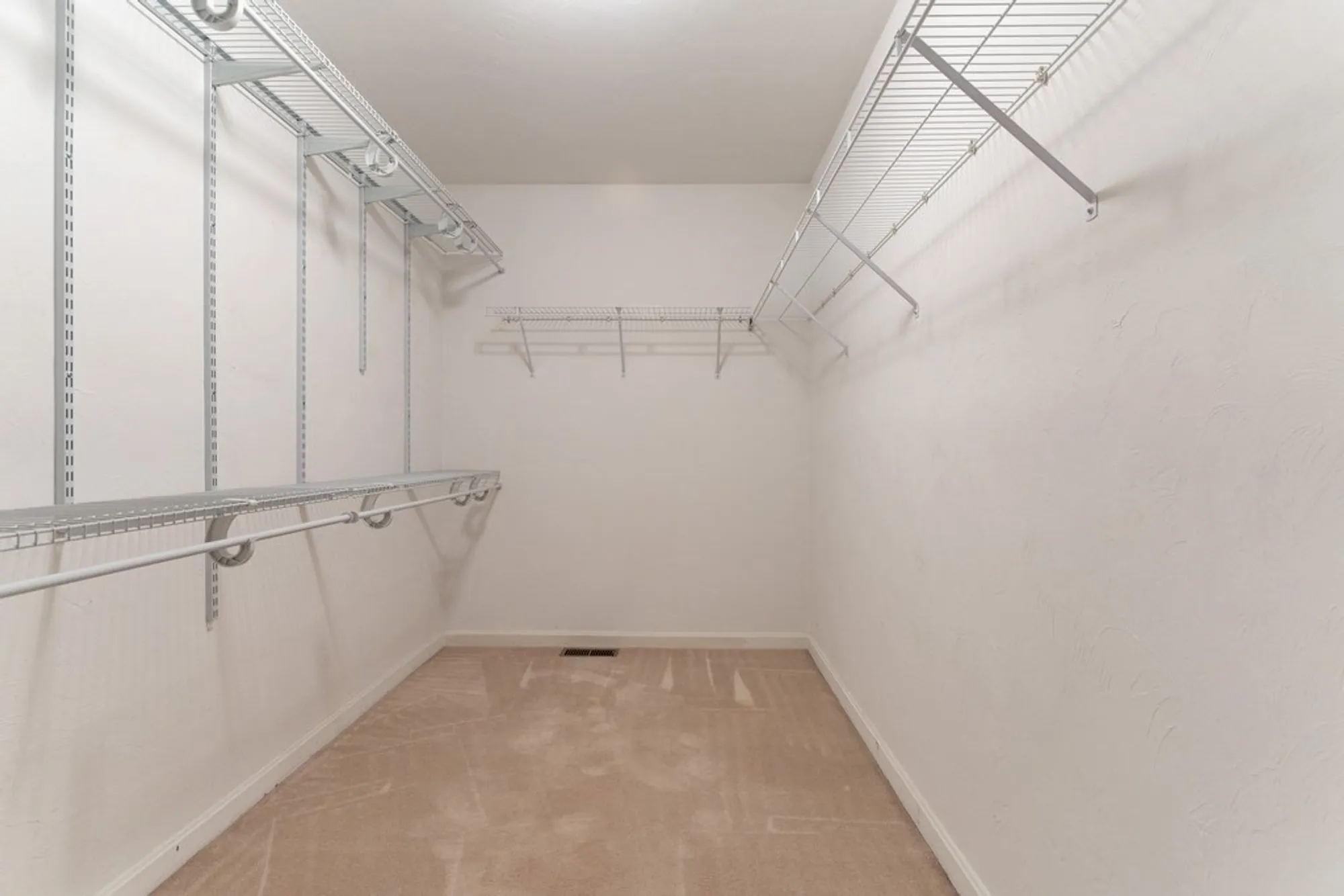 Property Slideshow image 18 of 32 | 3 dover way # 3, Westborough, MA, 01581