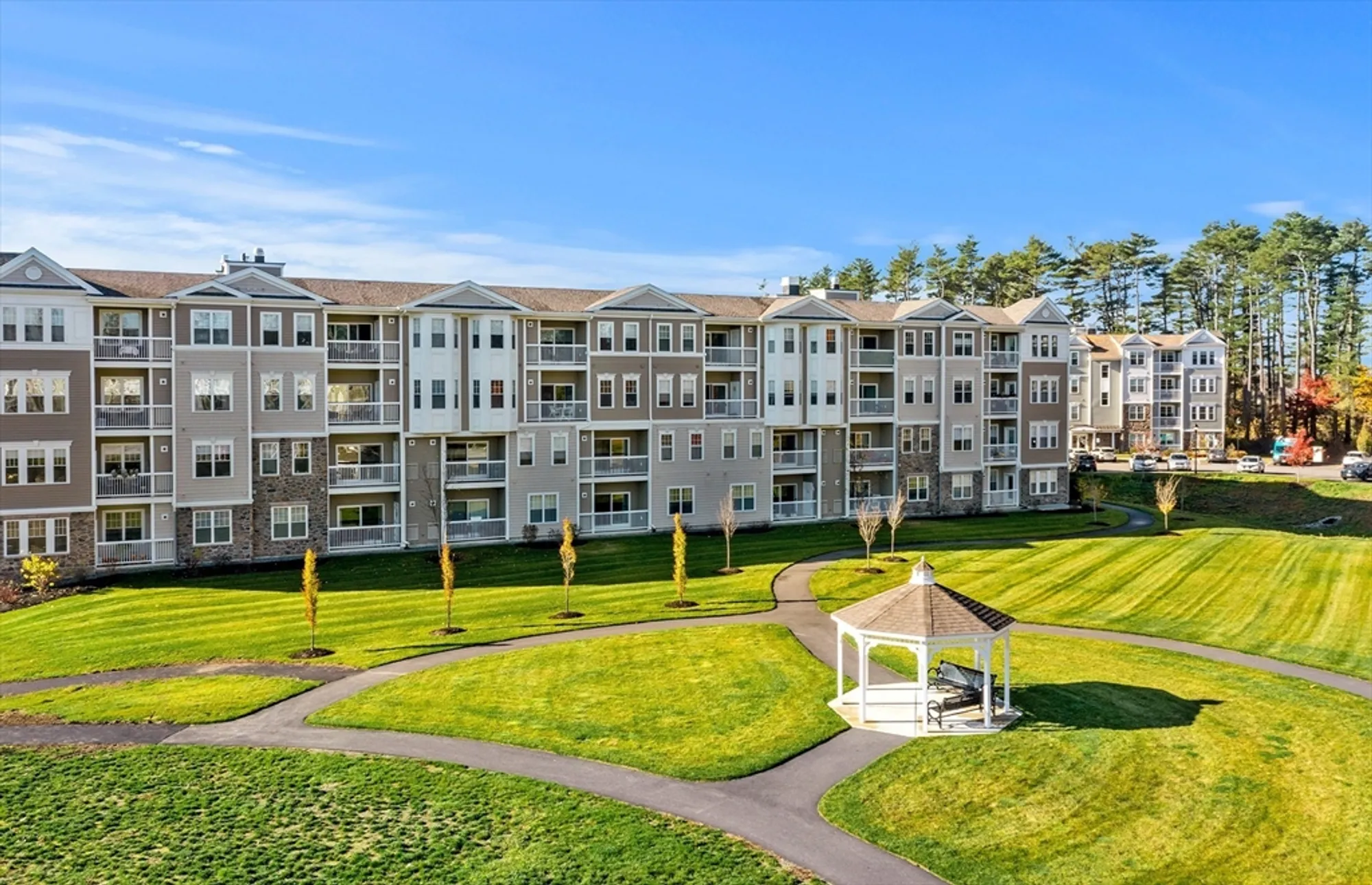 Property Slideshow image 1 of 25 | 320 martins lndg apt 311, North Reading, MA, 01864