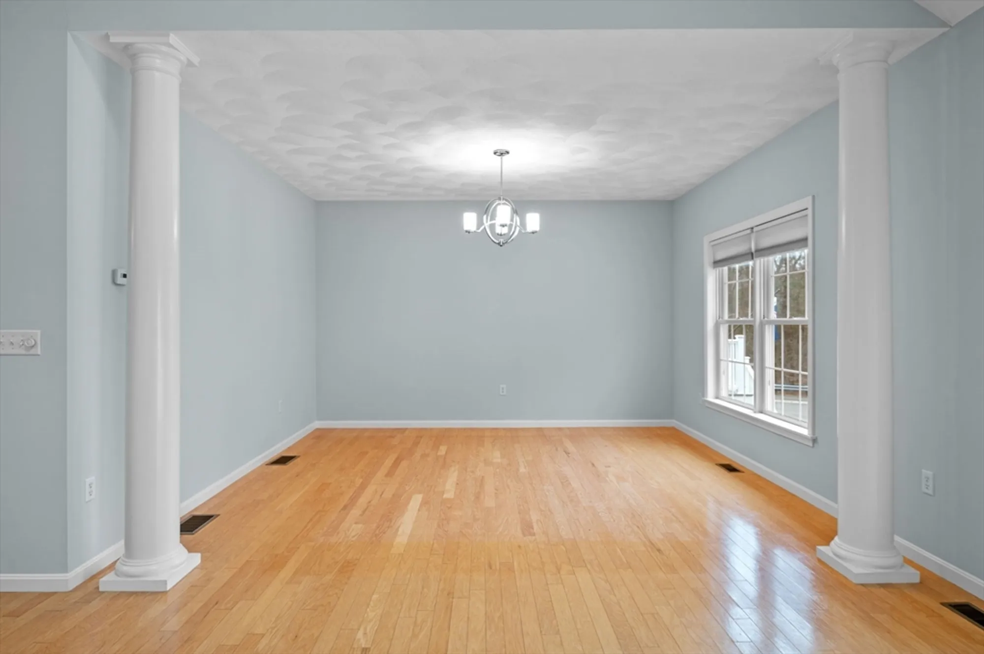 Property Slideshow image 10 of 42 | 603 alyssa dr # 603, Groveland, MA, 01834