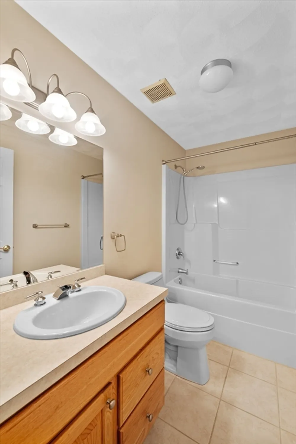 Property Slideshow image 23 of 42 | 603 alyssa dr # 603, Groveland, MA, 01834