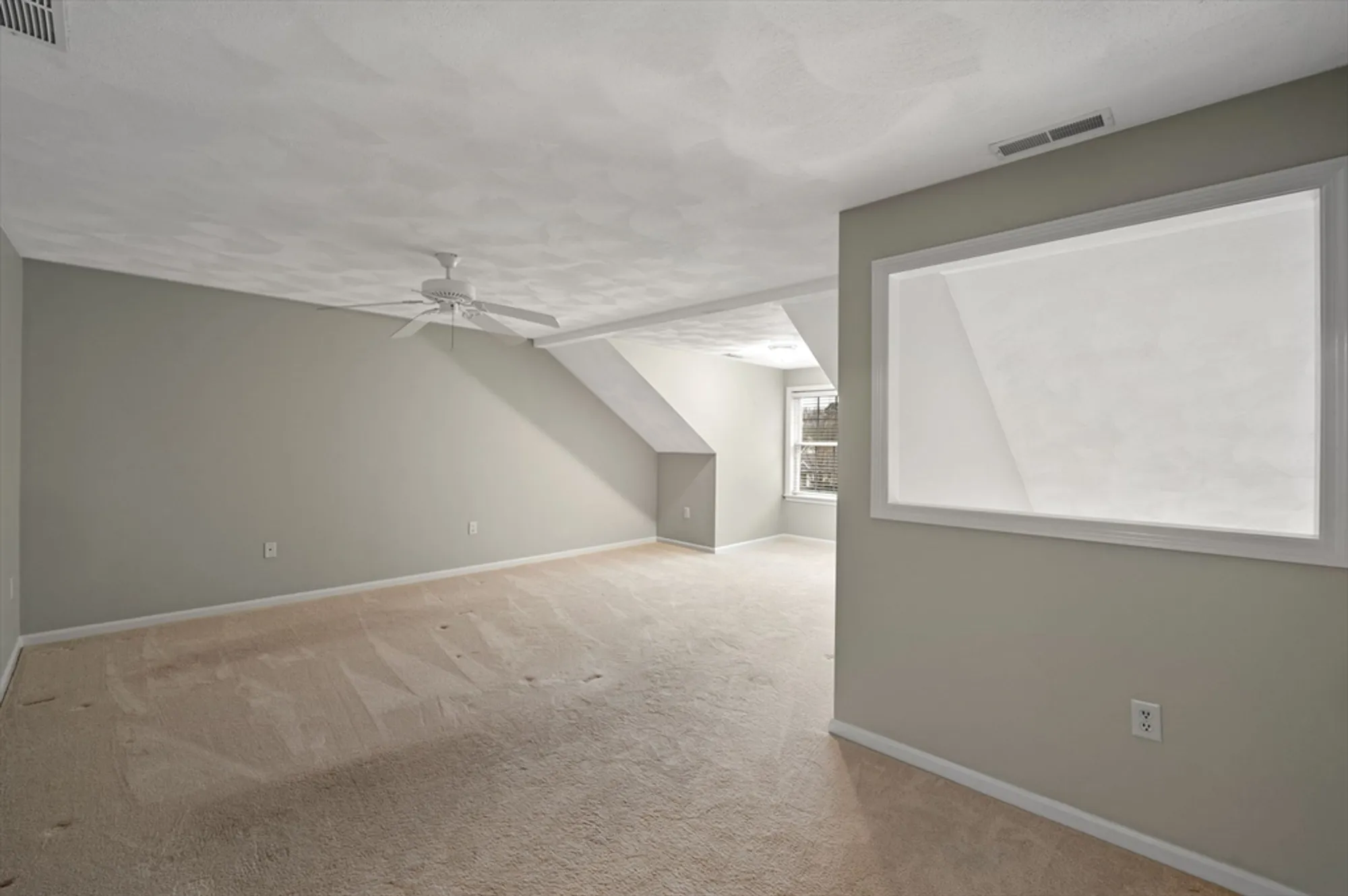 Property Slideshow image 17 of 42 | 603 alyssa dr # 603, Groveland, MA, 01834