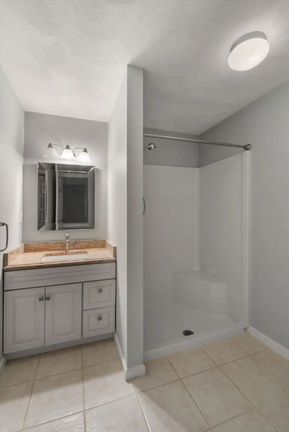 Property Slideshow image 20 of 42 | 603 alyssa dr # 603, Groveland, MA, 01834