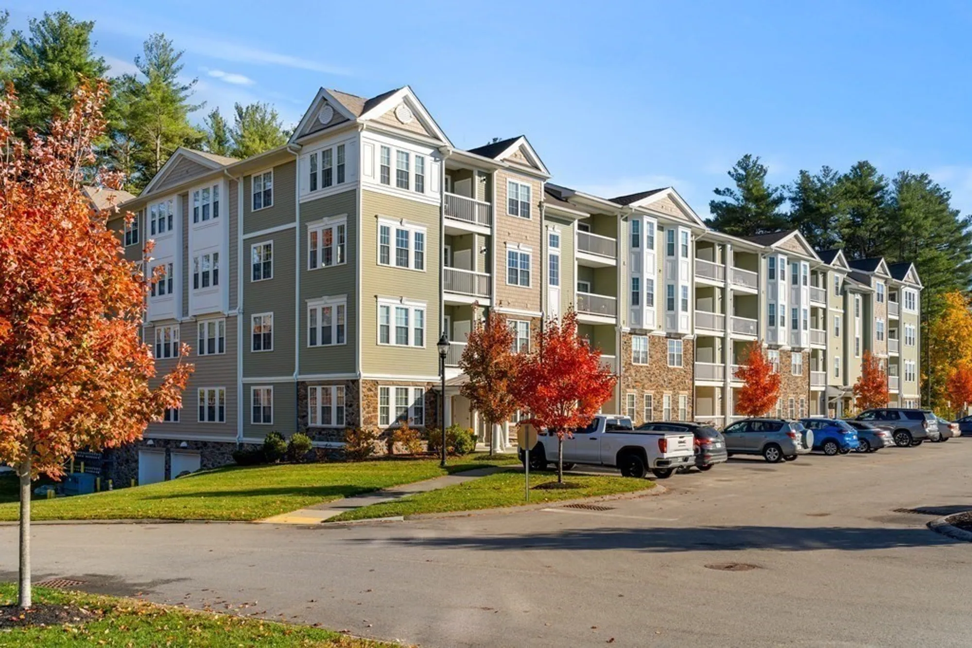 Property Slideshow image 35 of 36 | 320 martins lndg 410, North Reading, MA, 01864