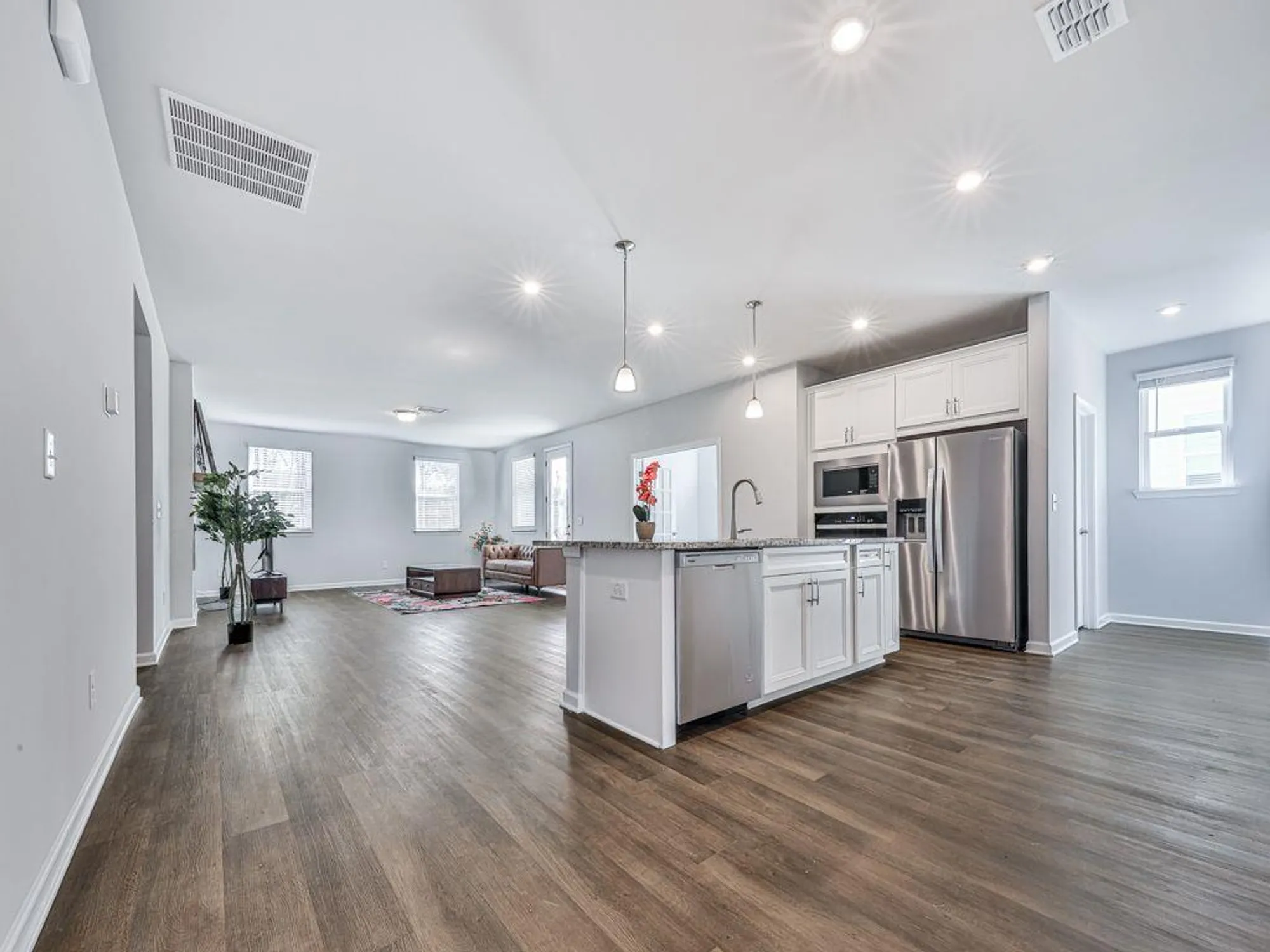 Property Slideshow image 5 of 34 | 3614 arrow root cir, Loganville, GA, 30052