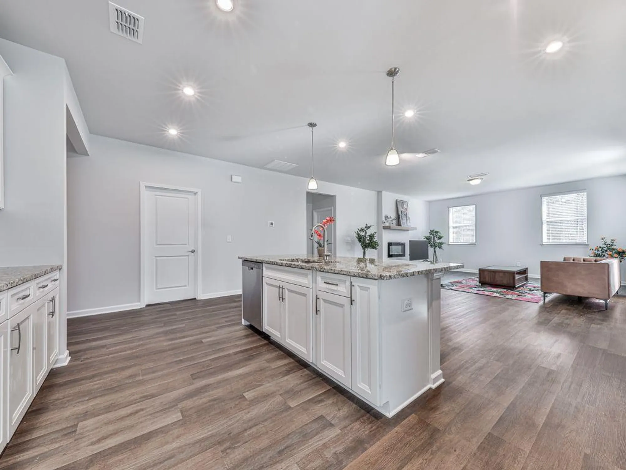 Property Slideshow image 15 of 34 | 3614 arrow root cir, Loganville, GA, 30052