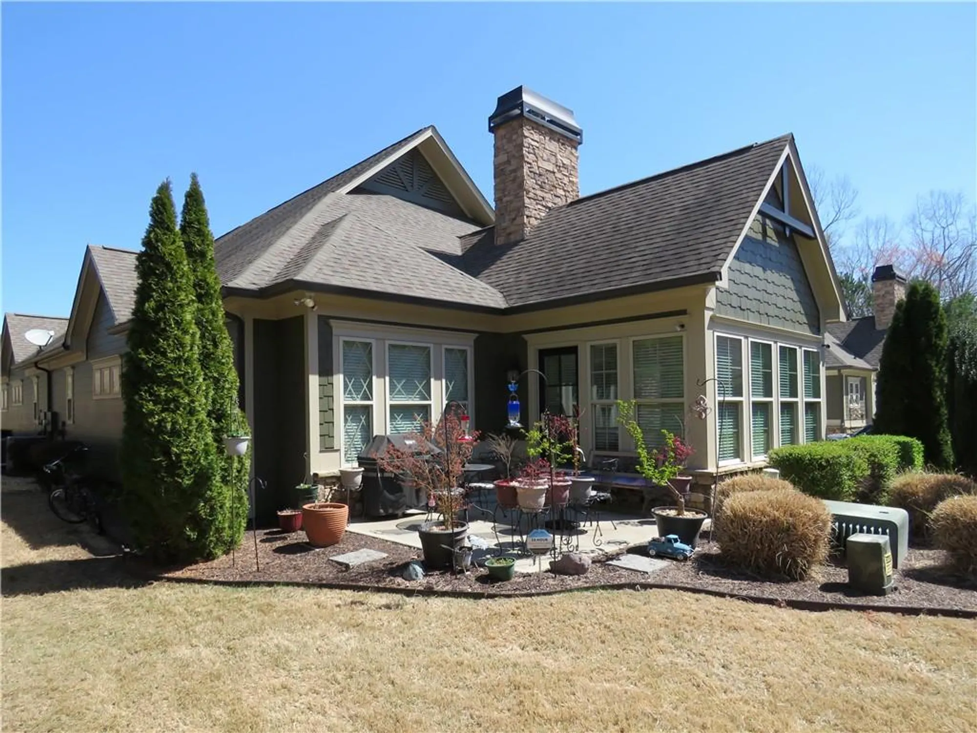 Property Slideshow image 3 of 45 | 118 cedarcrest village ct, Acworth, GA, 30101