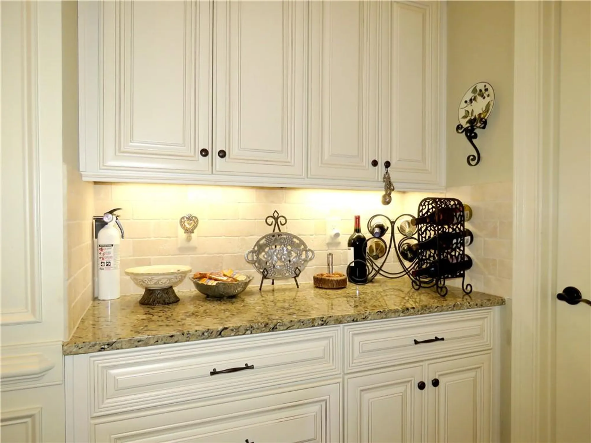 Property Slideshow image 9 of 45 | 118 cedarcrest village ct, Acworth, GA, 30101