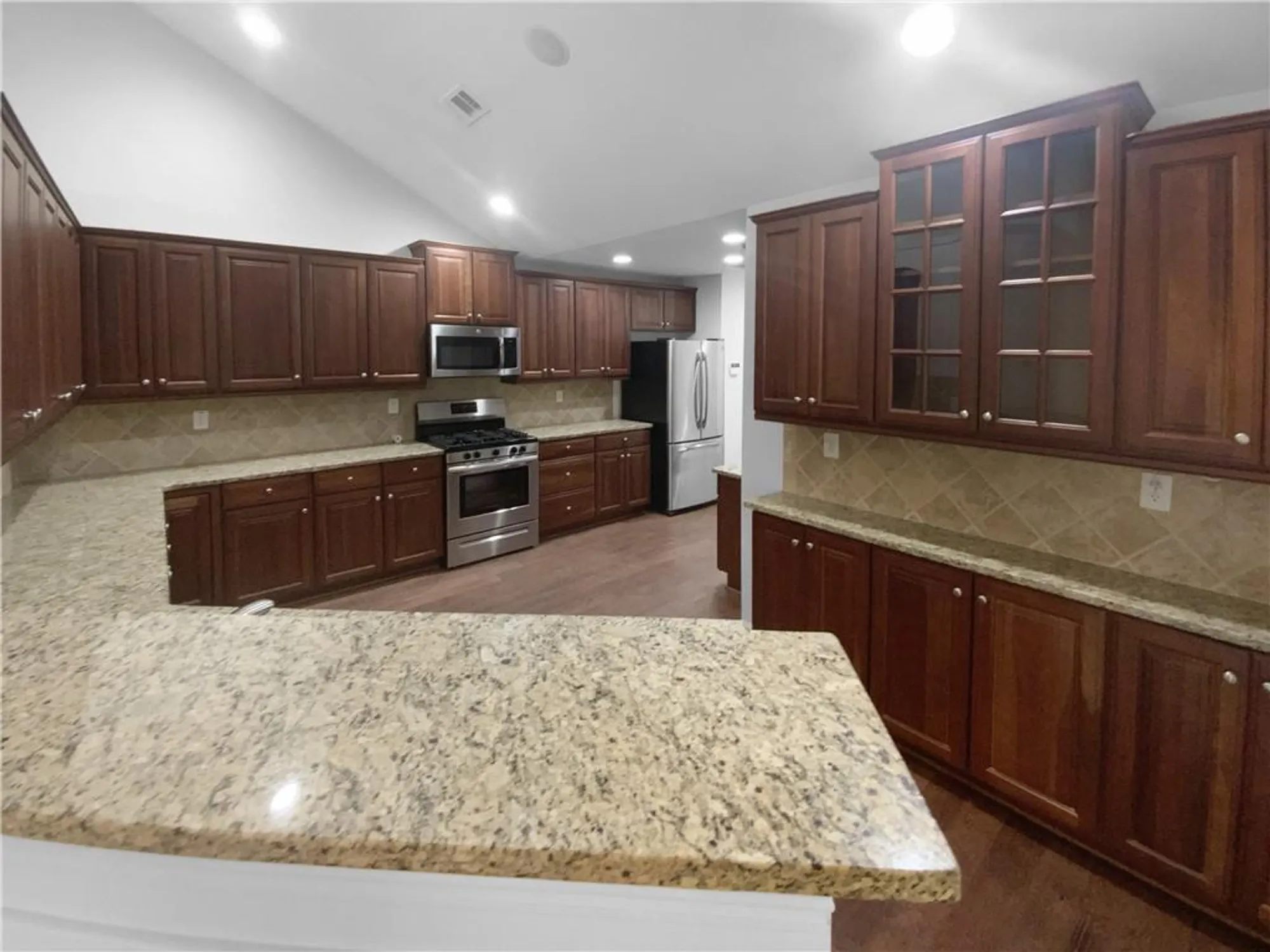 Property Slideshow image 6 of 26 | 409 kenley ct, Mcdonough, GA, 30253