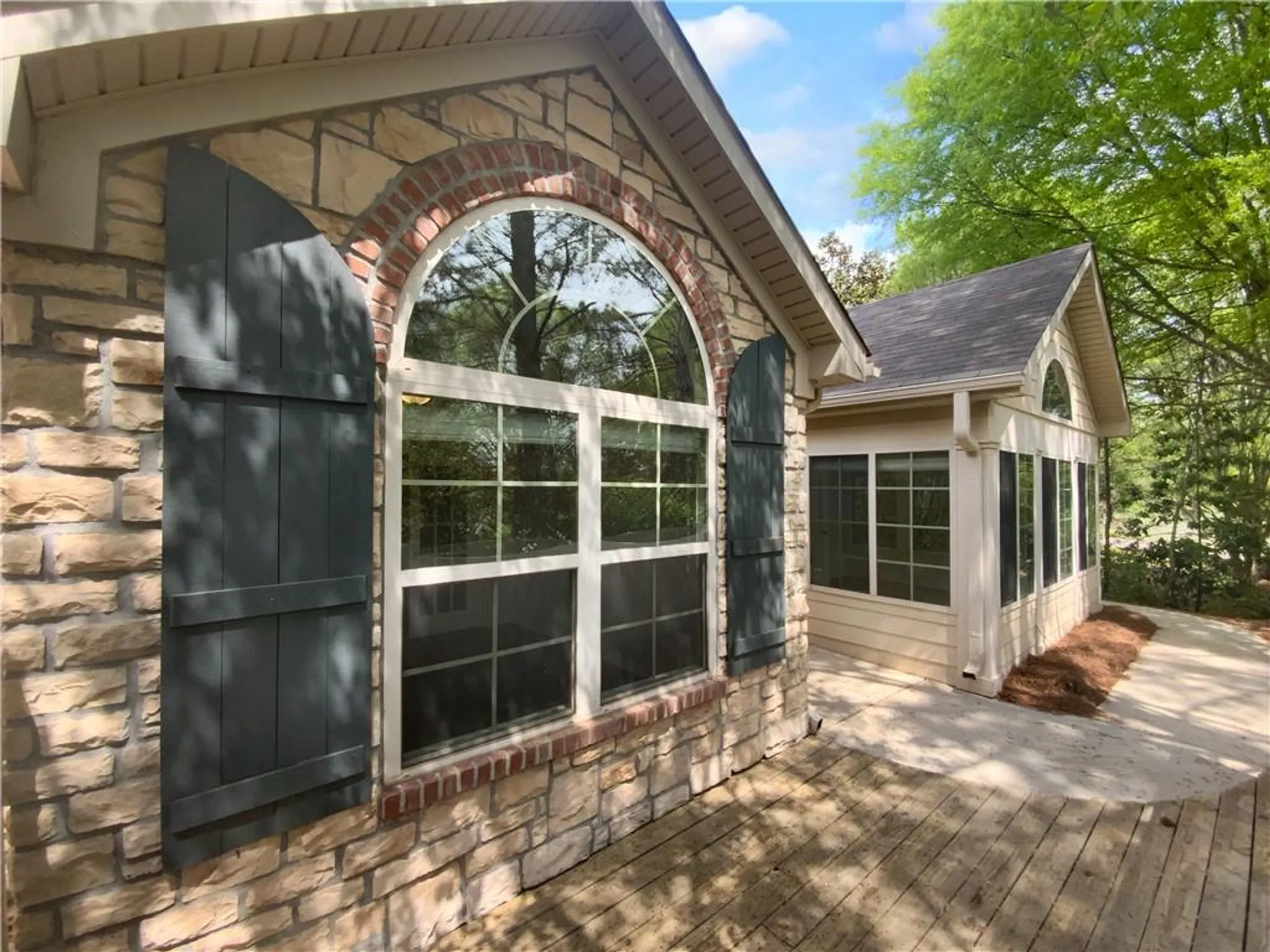 Property Slideshow image 9 of 26 | 409 kenley ct, Mcdonough, GA, 30253