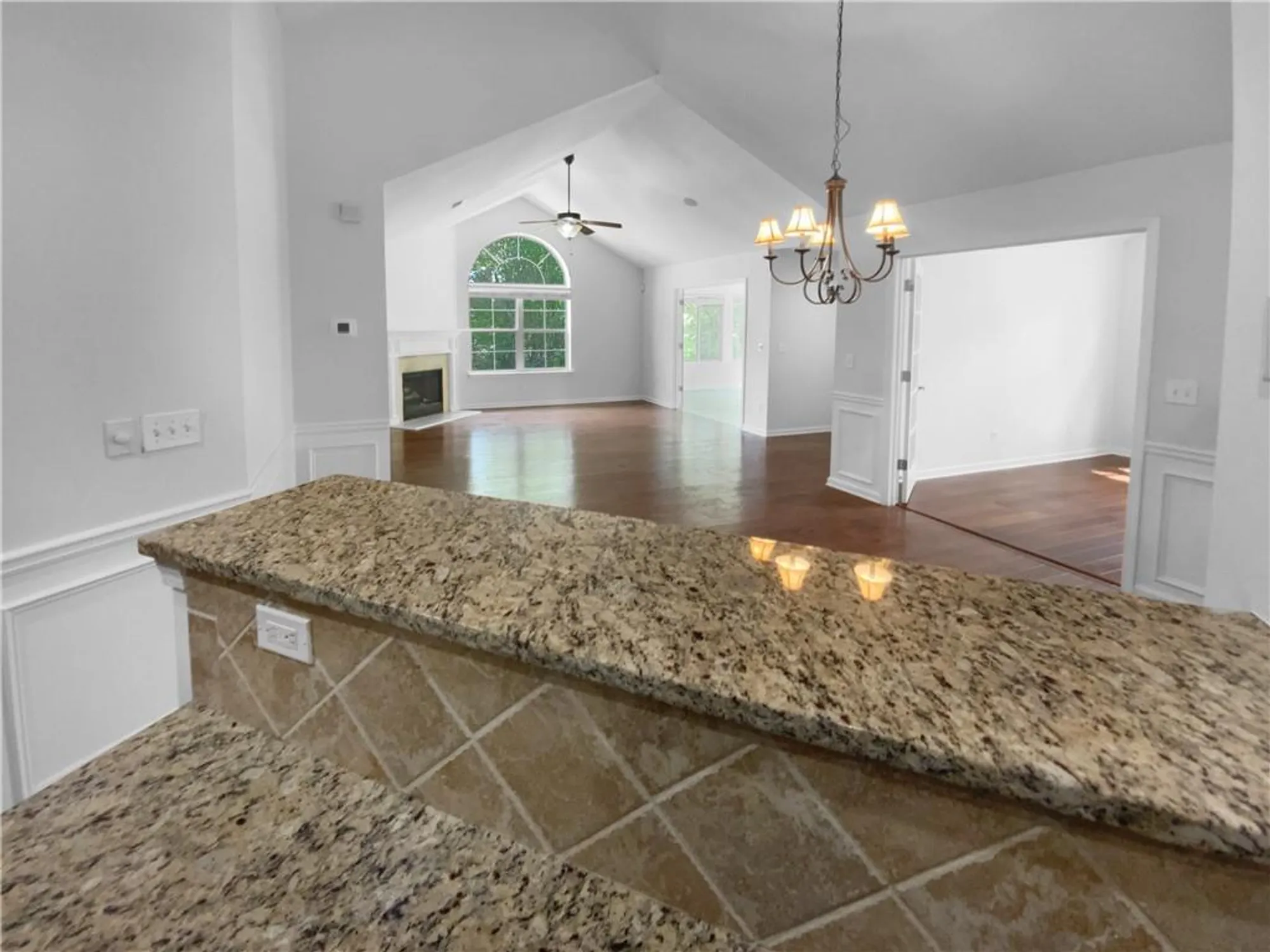 Property Slideshow image 17 of 26 | 409 kenley ct, Mcdonough, GA, 30253