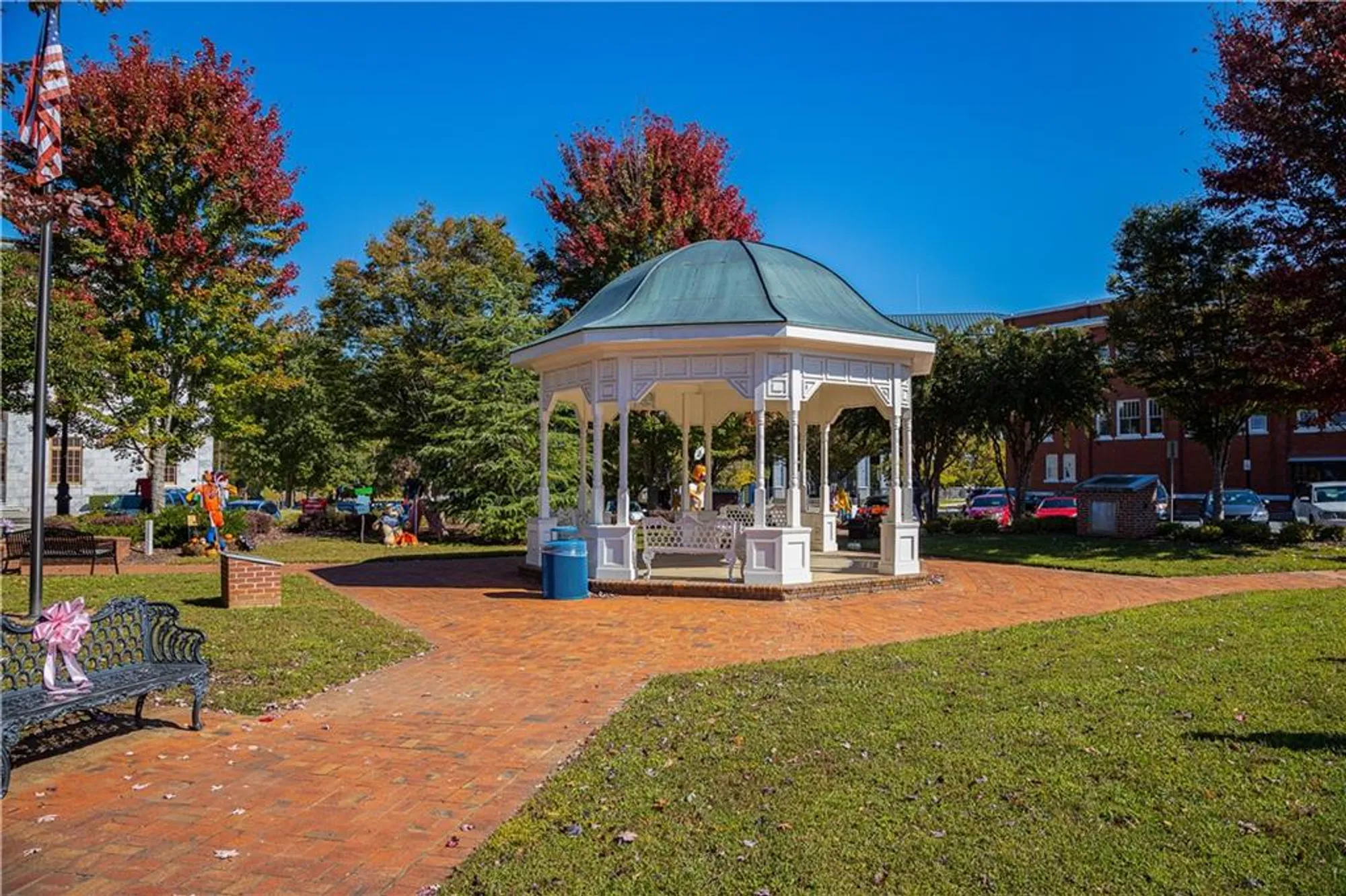 Property Slideshow image 48 of 53 | 1209 lakeside overlook, Canton, GA, 30114