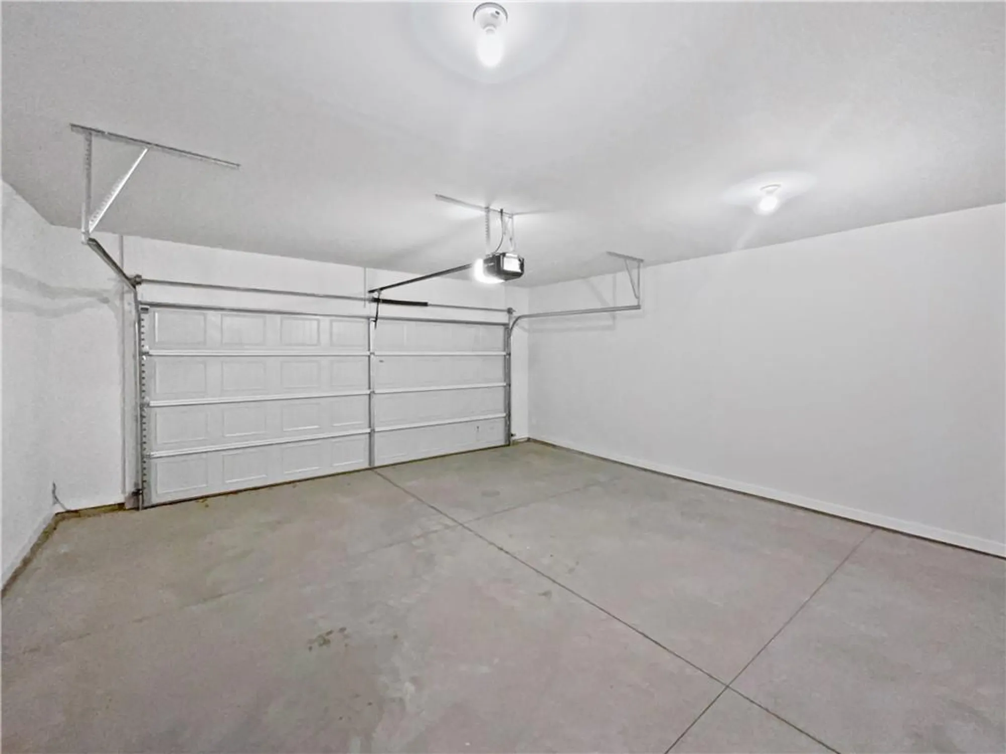 Property Slideshow image 20 of 22 | 2976 rambler dr, Loganville, GA, 30052