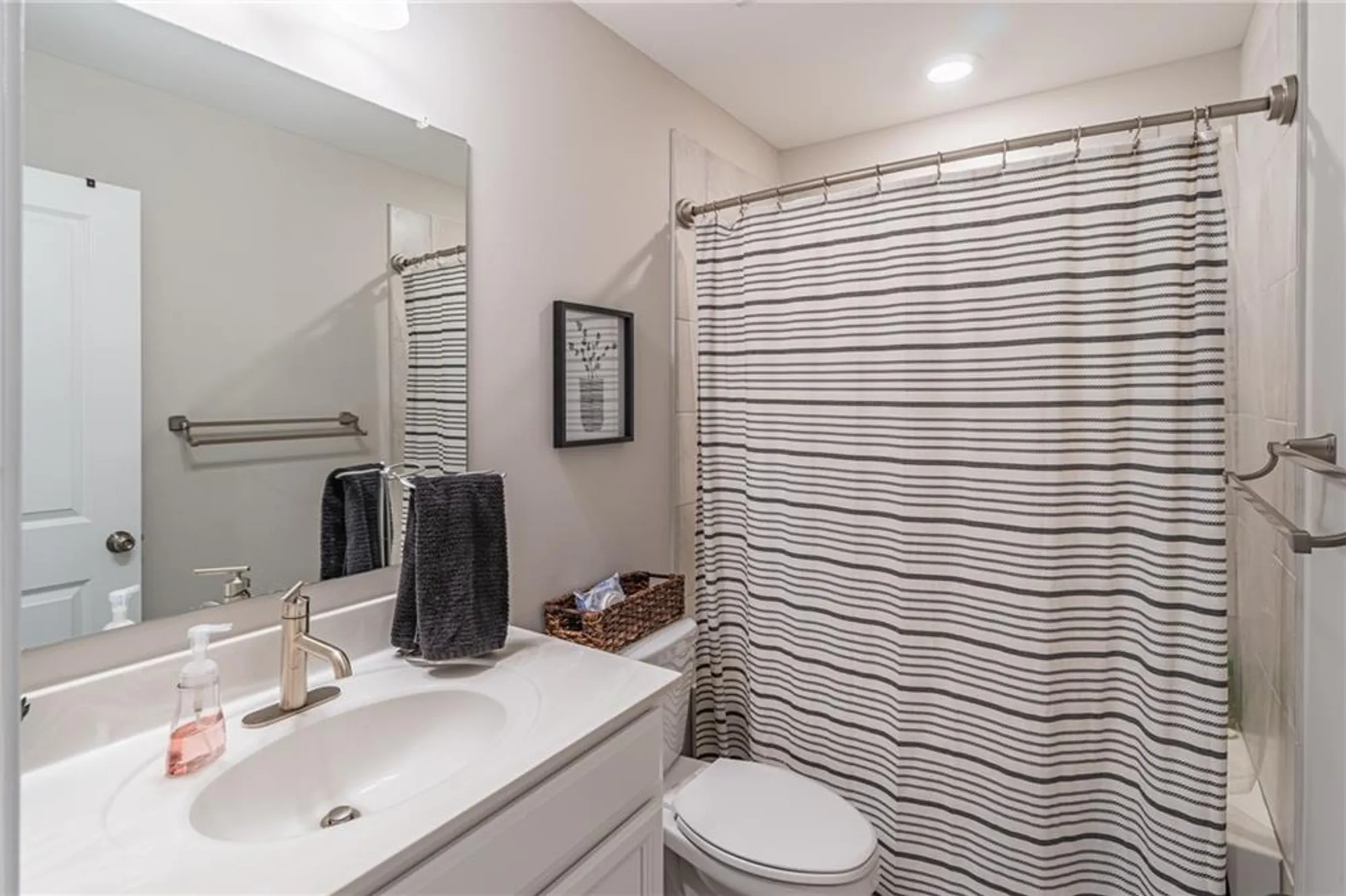 Property Slideshow image 34 of 47 | 5114 watchmans cv, Gainesville, GA, 30504