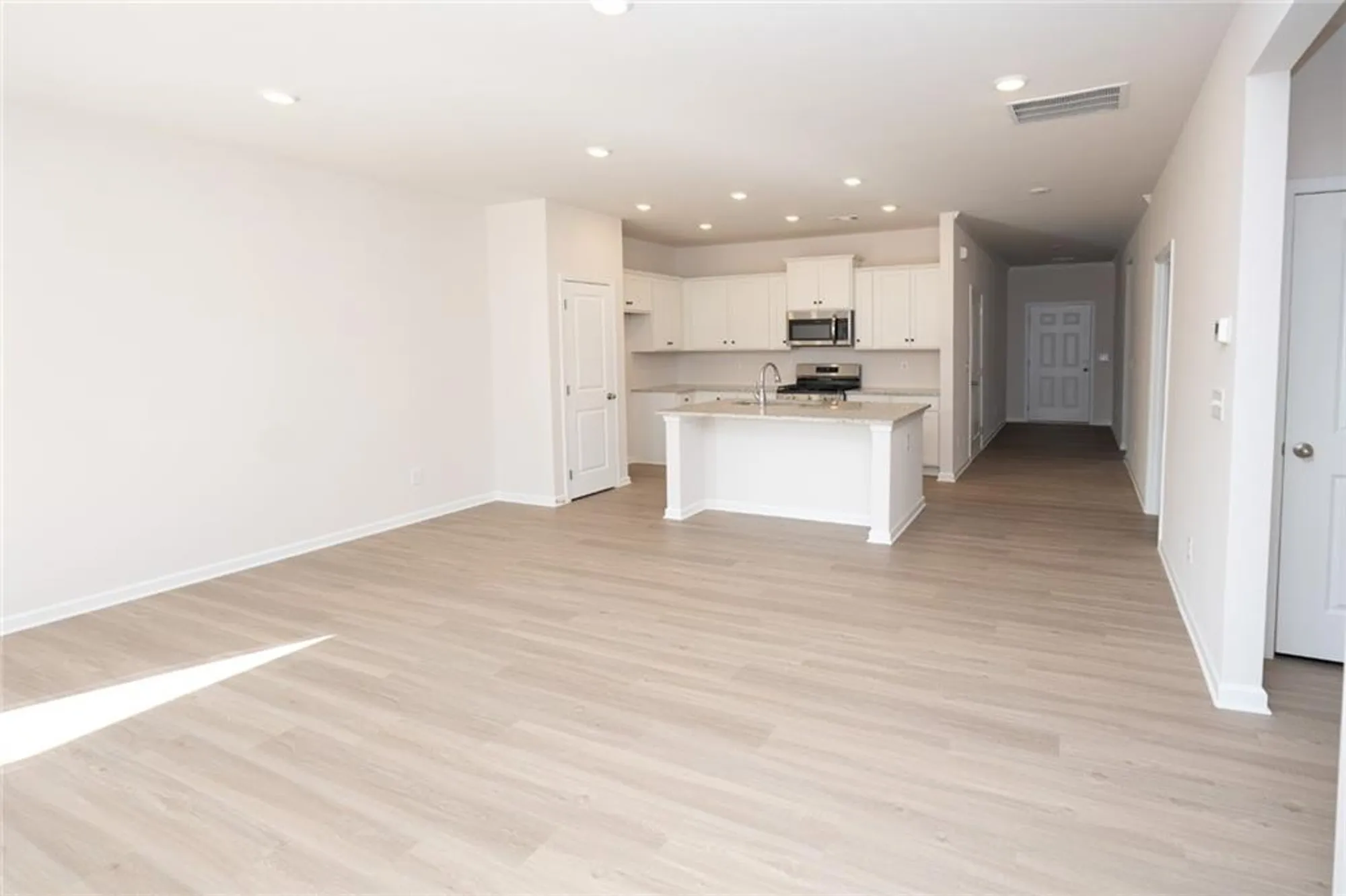 Property Slideshow image 4 of 31 | 27 rosebud ln, Dallas, GA, 30132