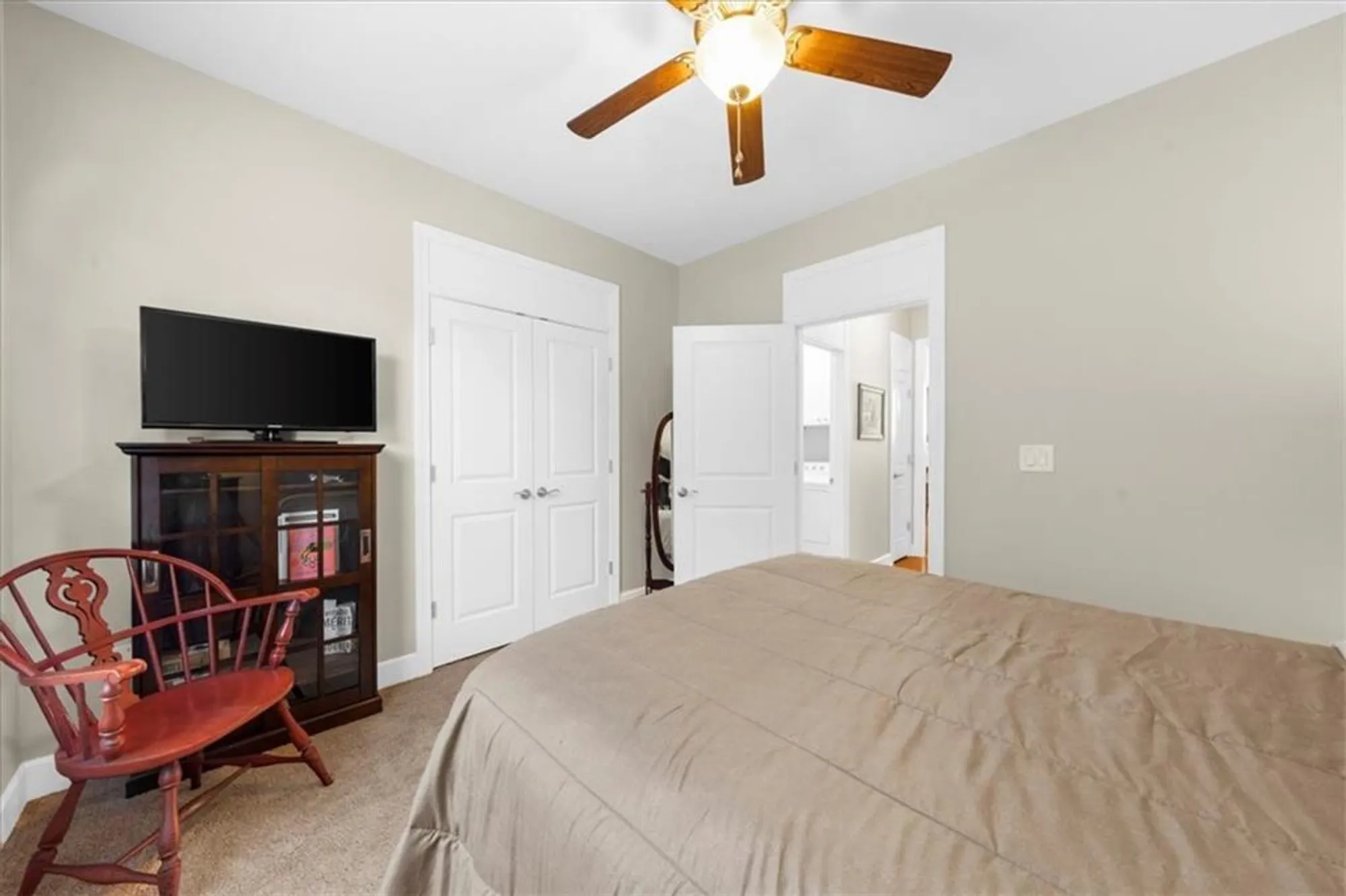 Property Slideshow image 24 of 81 | 3554 black cherry pt, Gainesville, GA, 30504